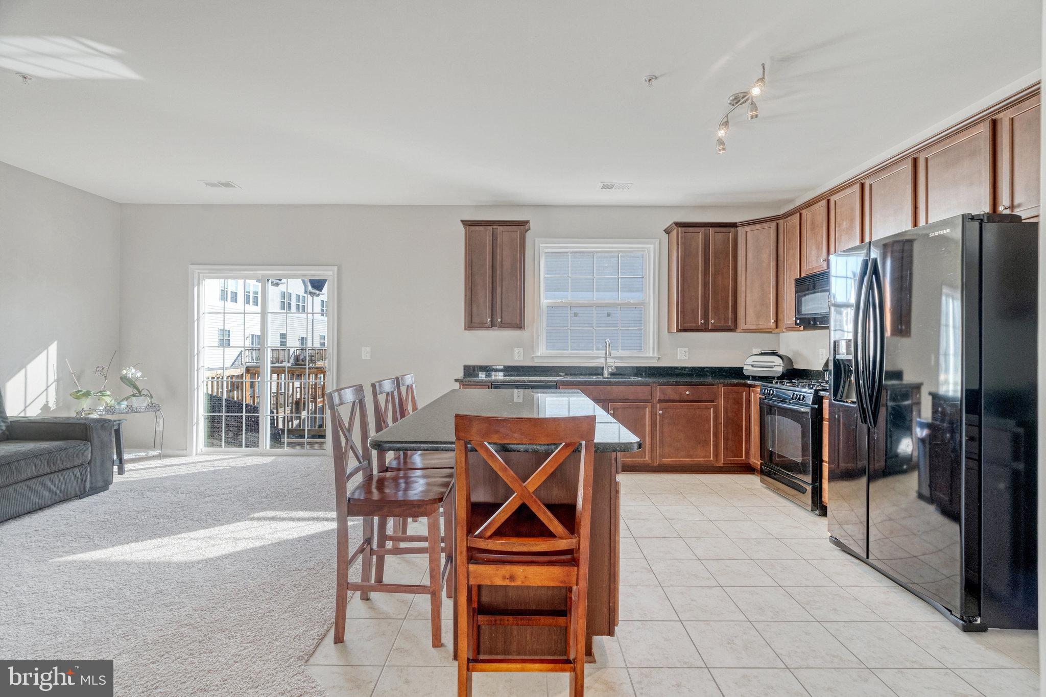 MERCER PARK CONDOMINIUM - Residential