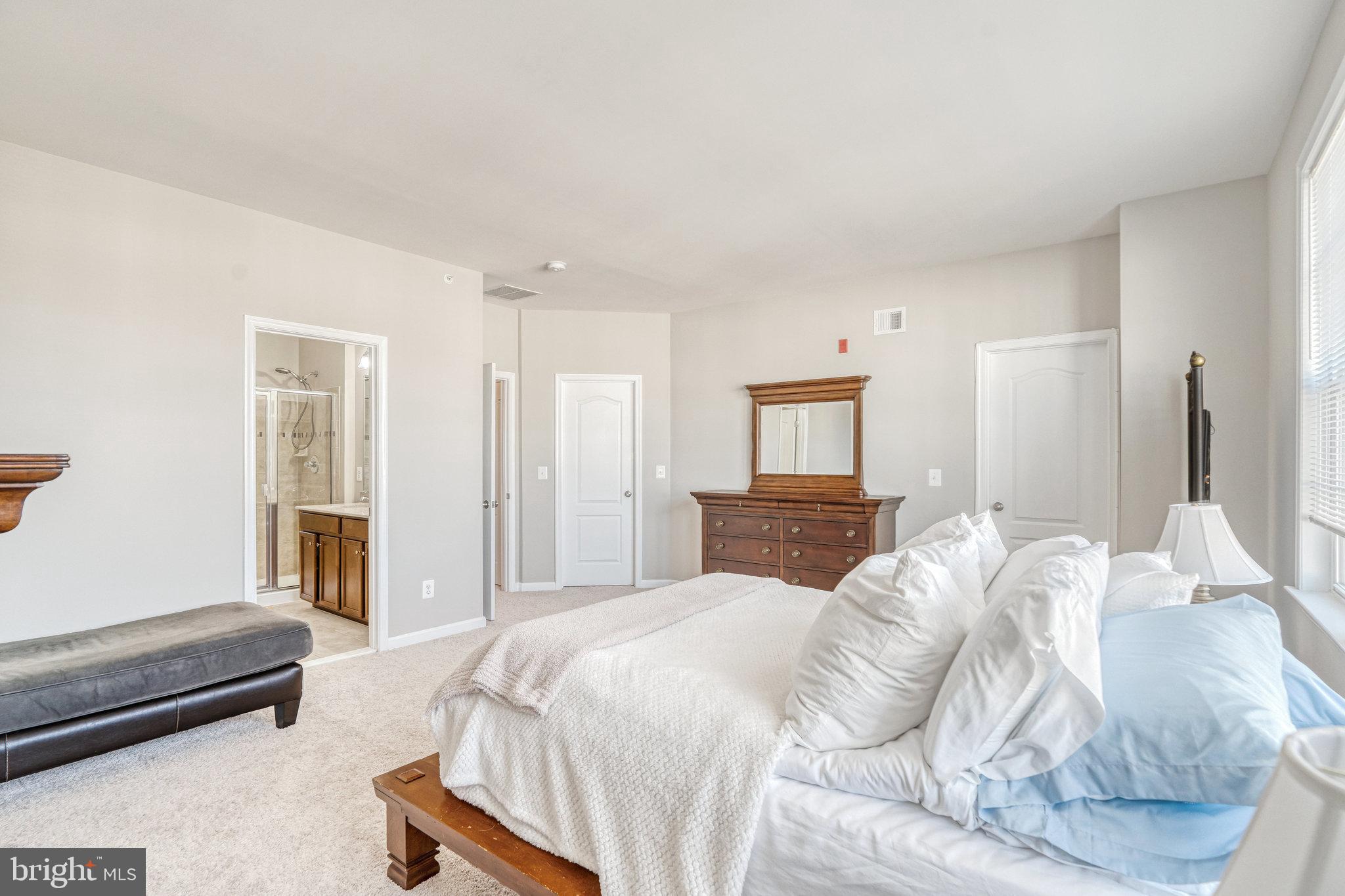 MERCER PARK CONDOMINIUM - Residential