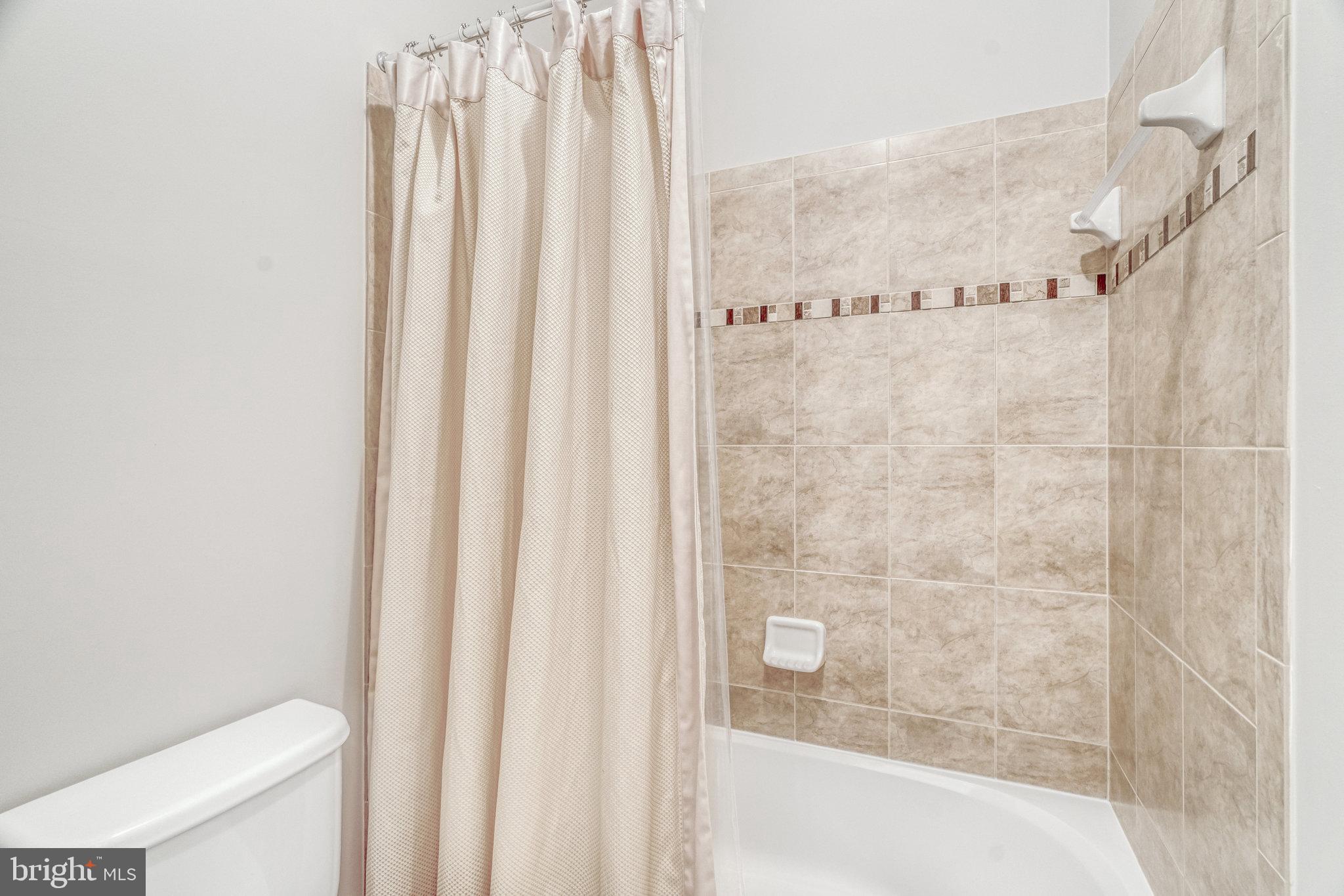 MERCER PARK CONDOMINIUM - Residential