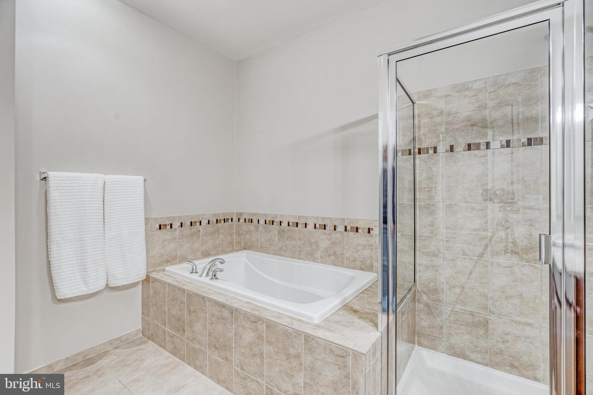 MERCER PARK CONDOMINIUM - Residential