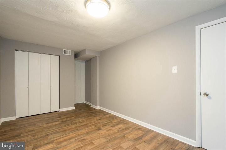 ROSE VALLEY ESTATES - Residential Lease