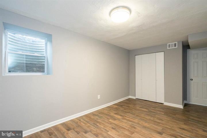 ROSE VALLEY ESTATES - Residential Lease