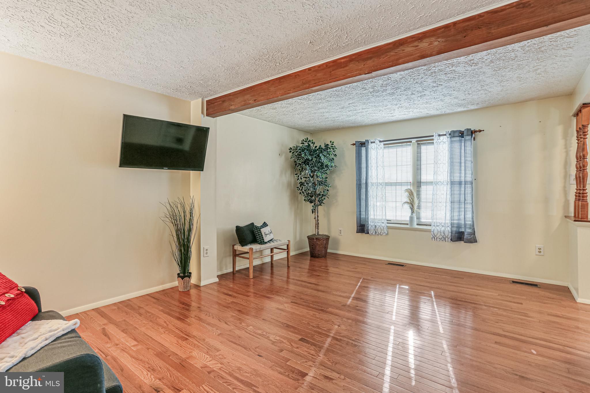 CEDAR ACRES - Residential