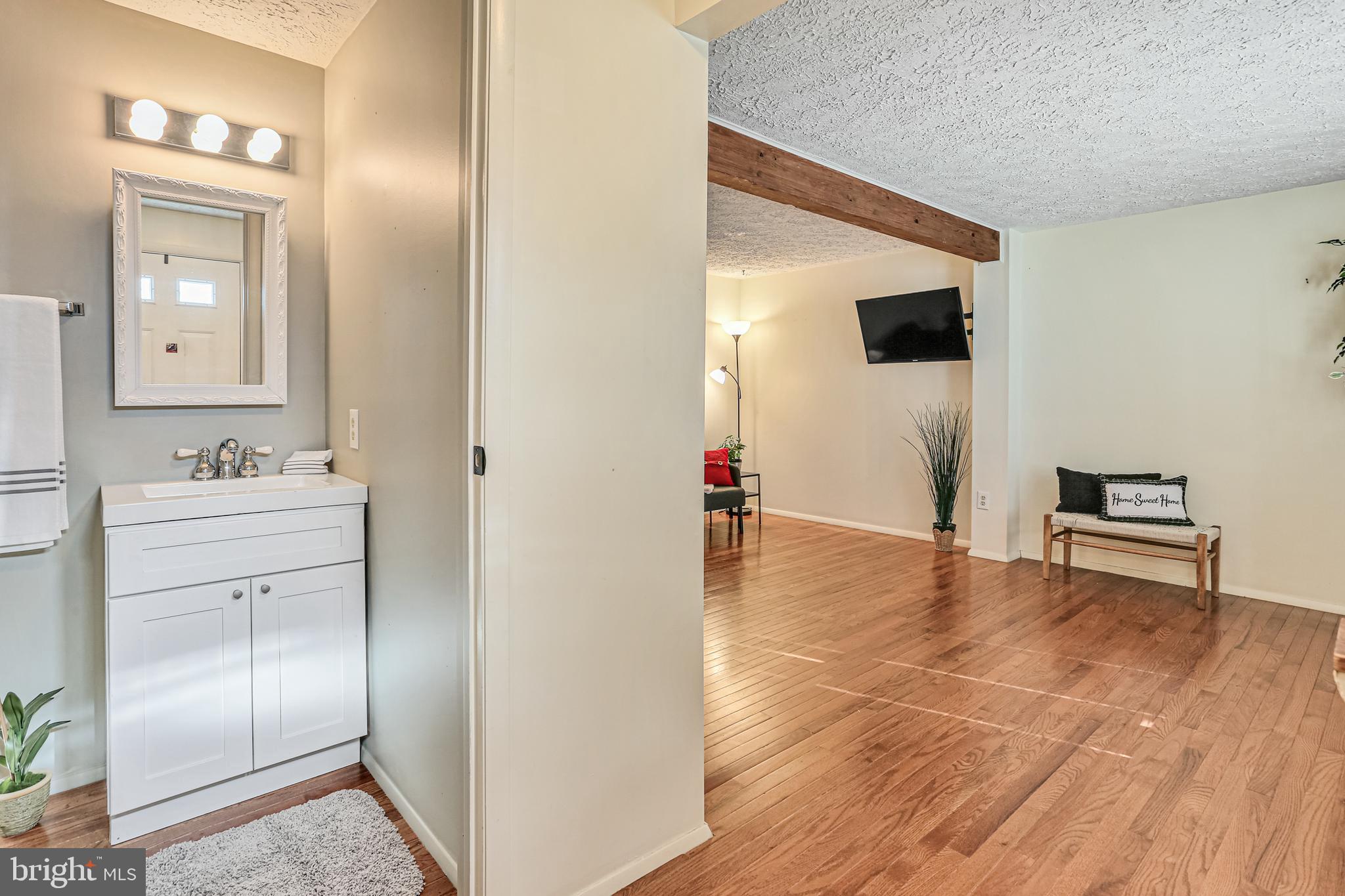 CEDAR ACRES - Residential