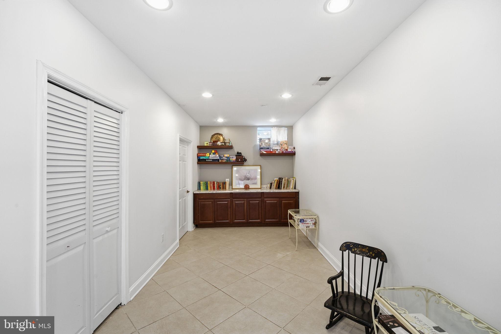 NEW BRISTOW VILLAGE - Residential