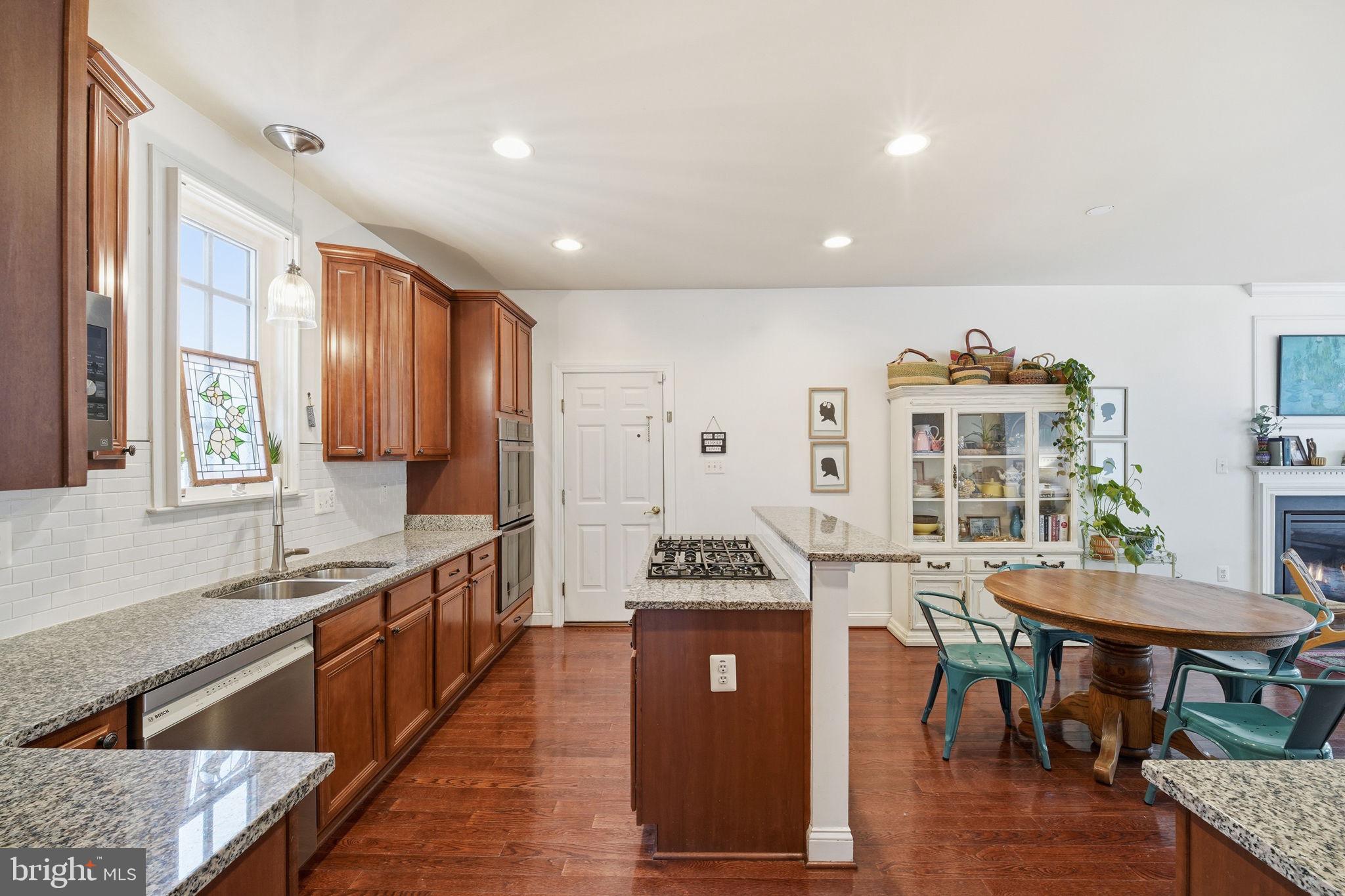 NEW BRISTOW VILLAGE - Residential