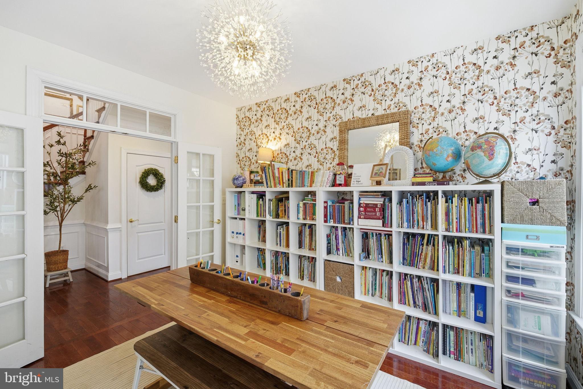 NEW BRISTOW VILLAGE - Residential