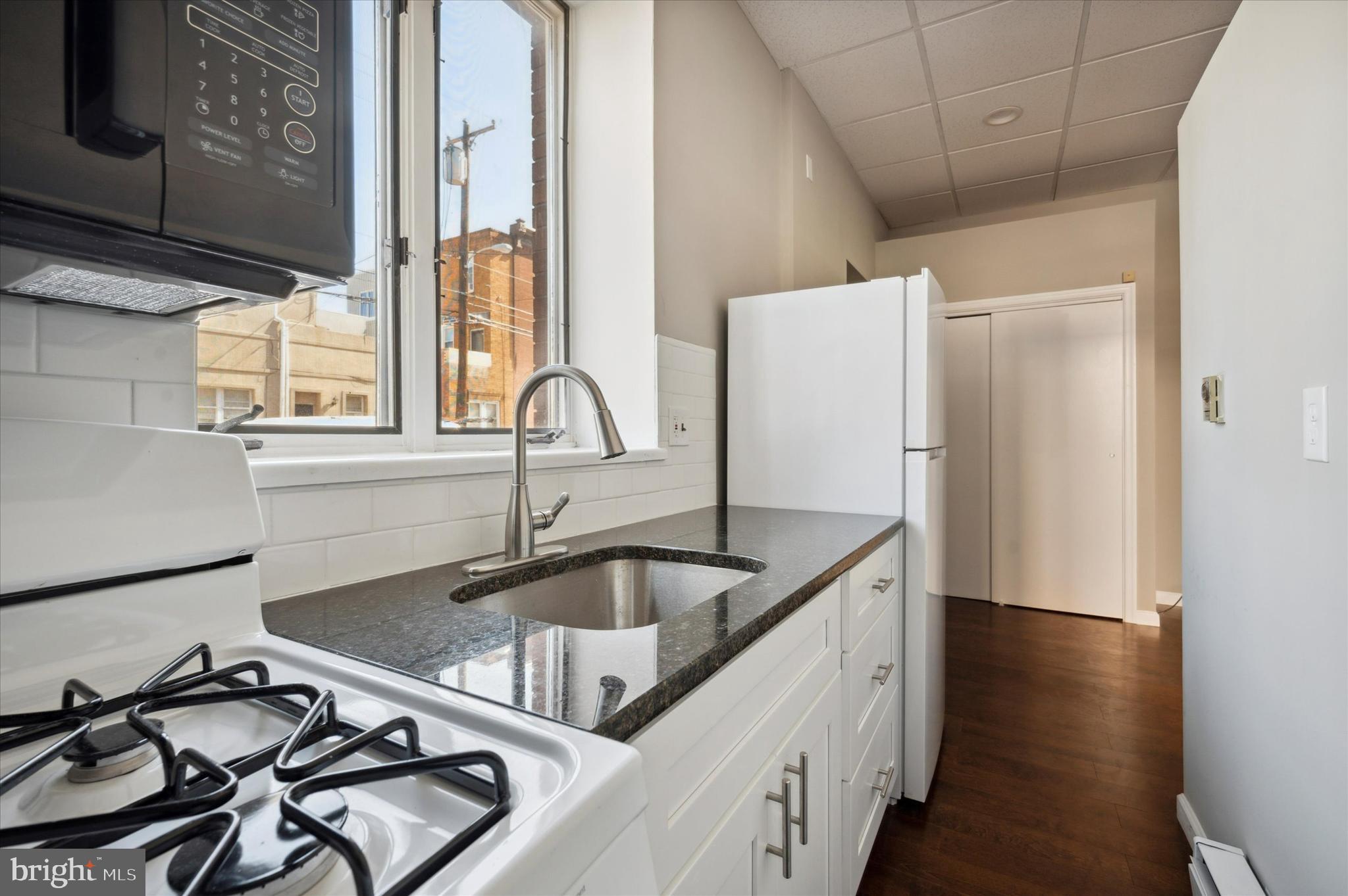 WEST PASSYUNK - Residential Lease