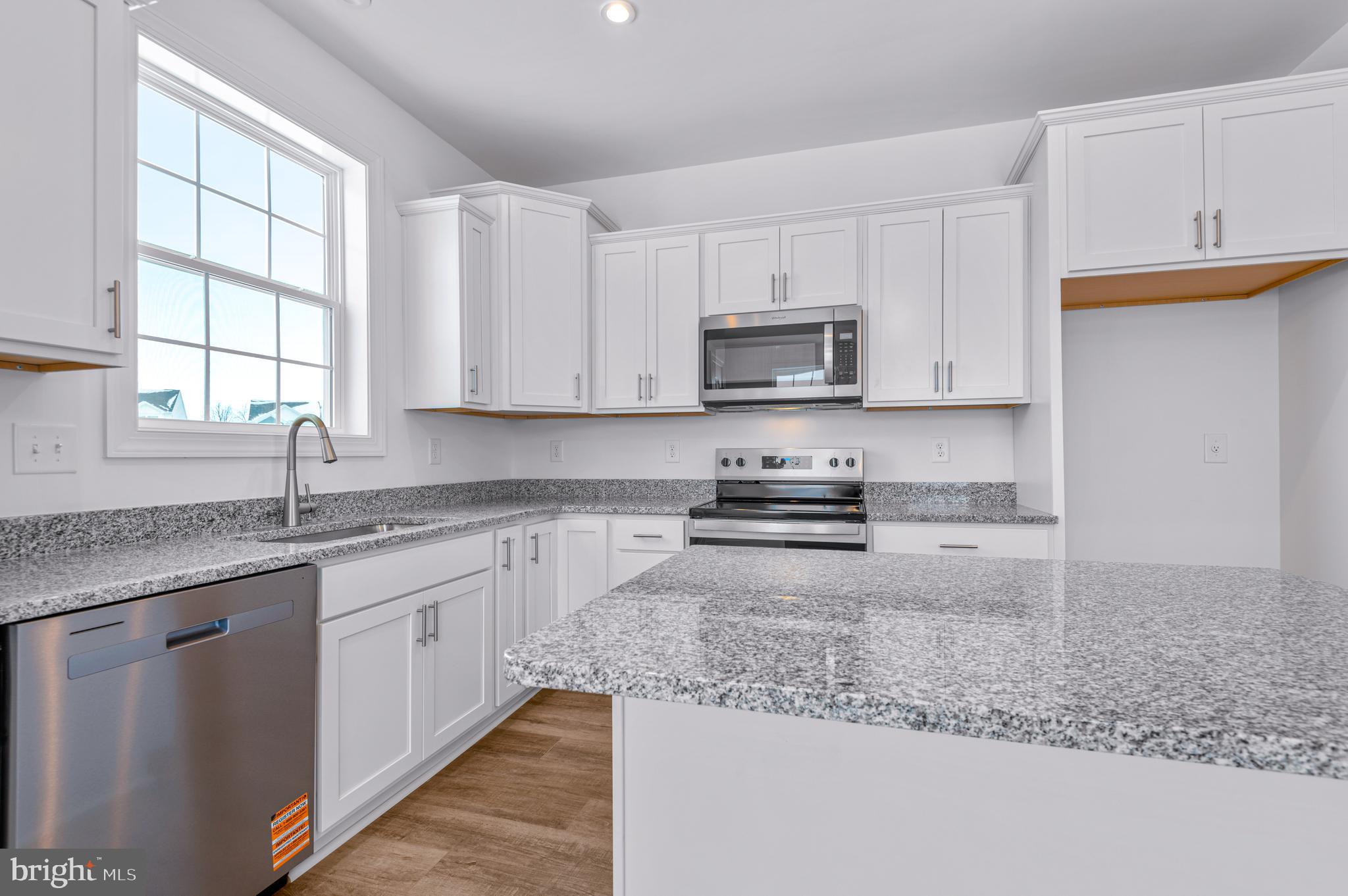 HUDSON RIDGE - Residential