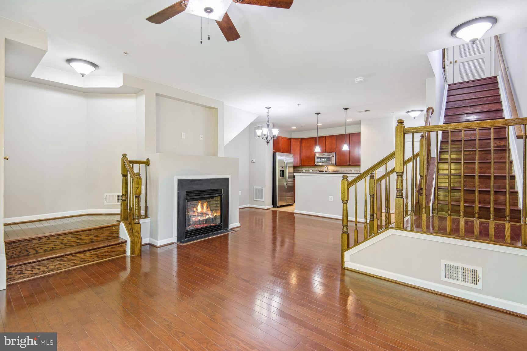 MARKET CENTER CONDOMINIUM - Residential