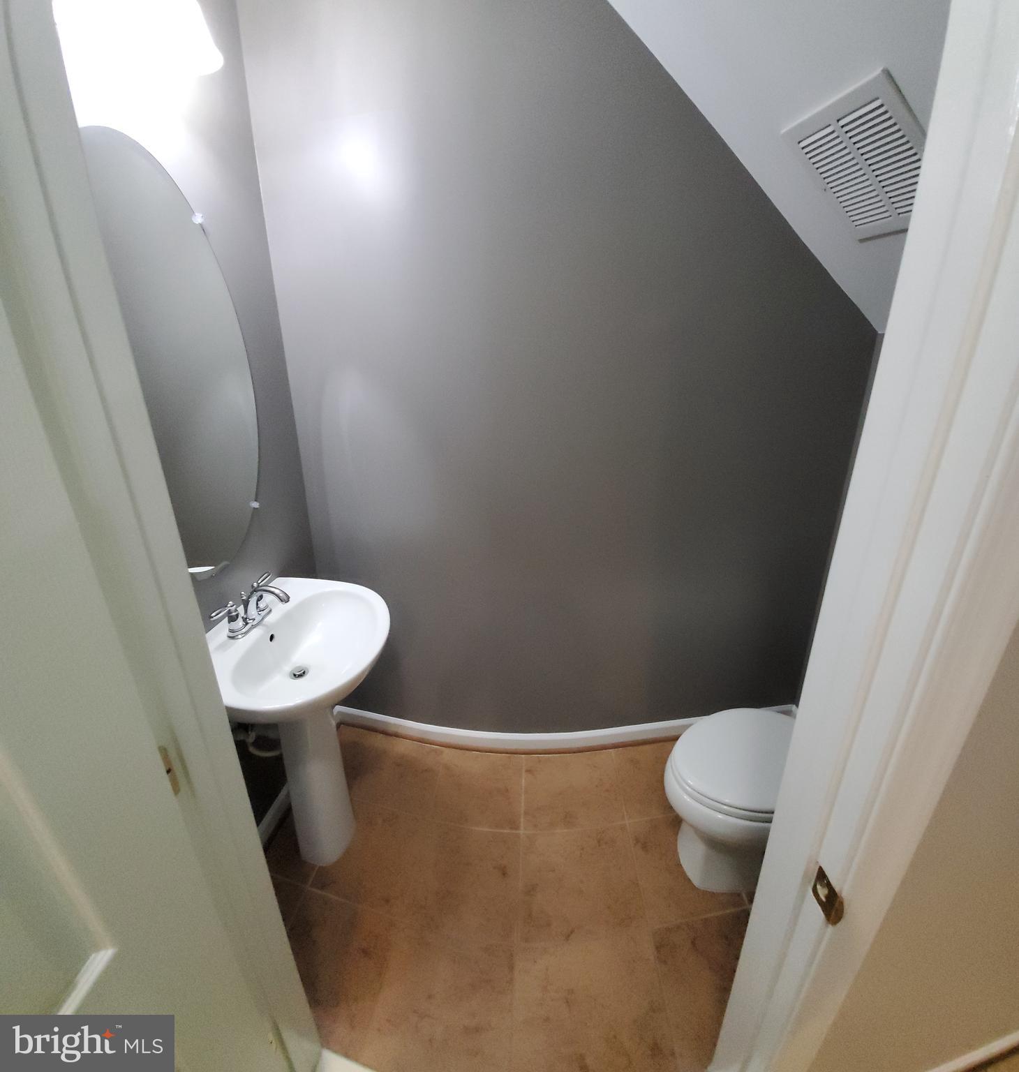 MARKET CENTER CONDOMINIUM - Residential