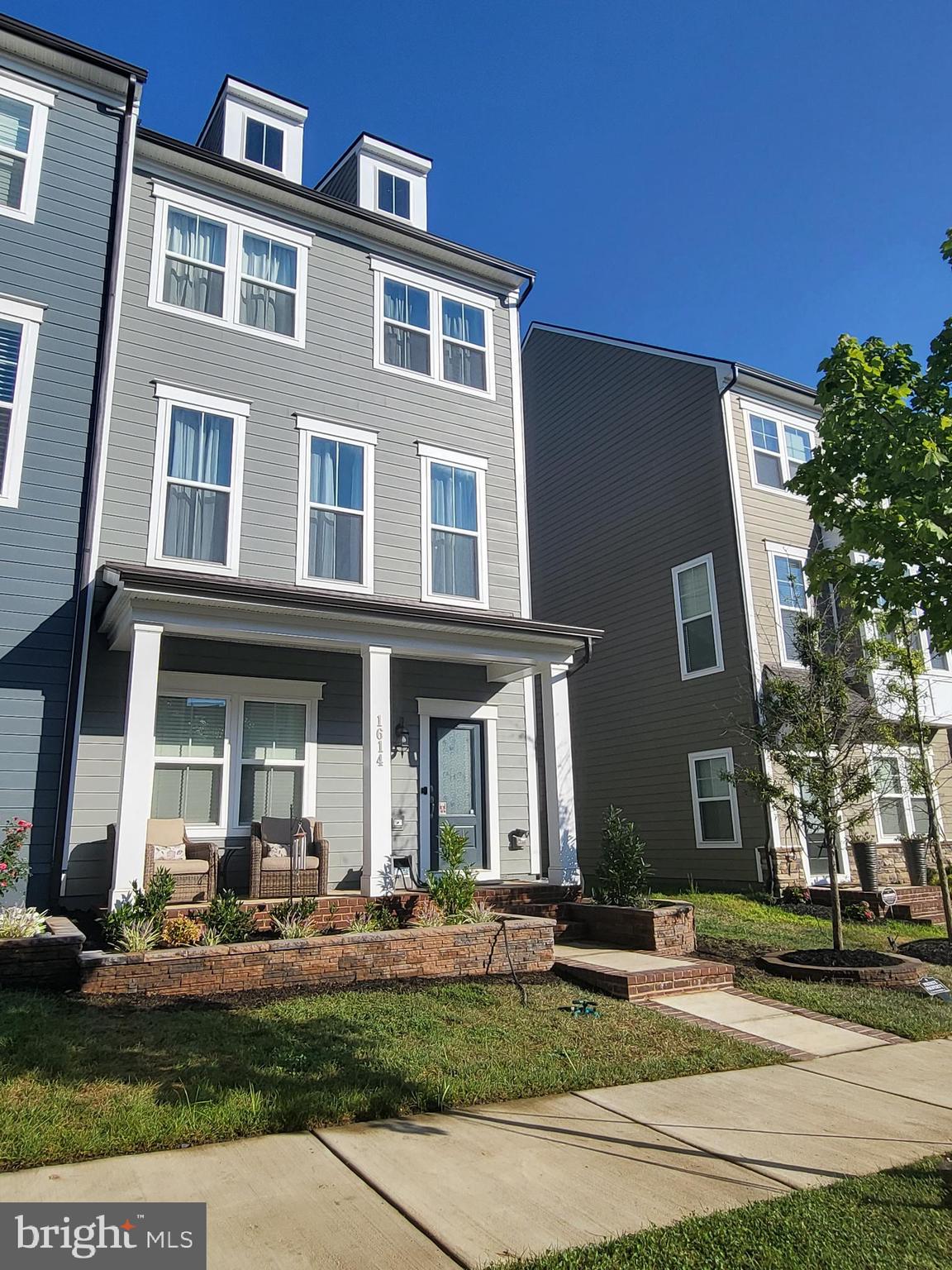 WOODS OVERLOOK AT POTOMAC SHORES - Residential Lease