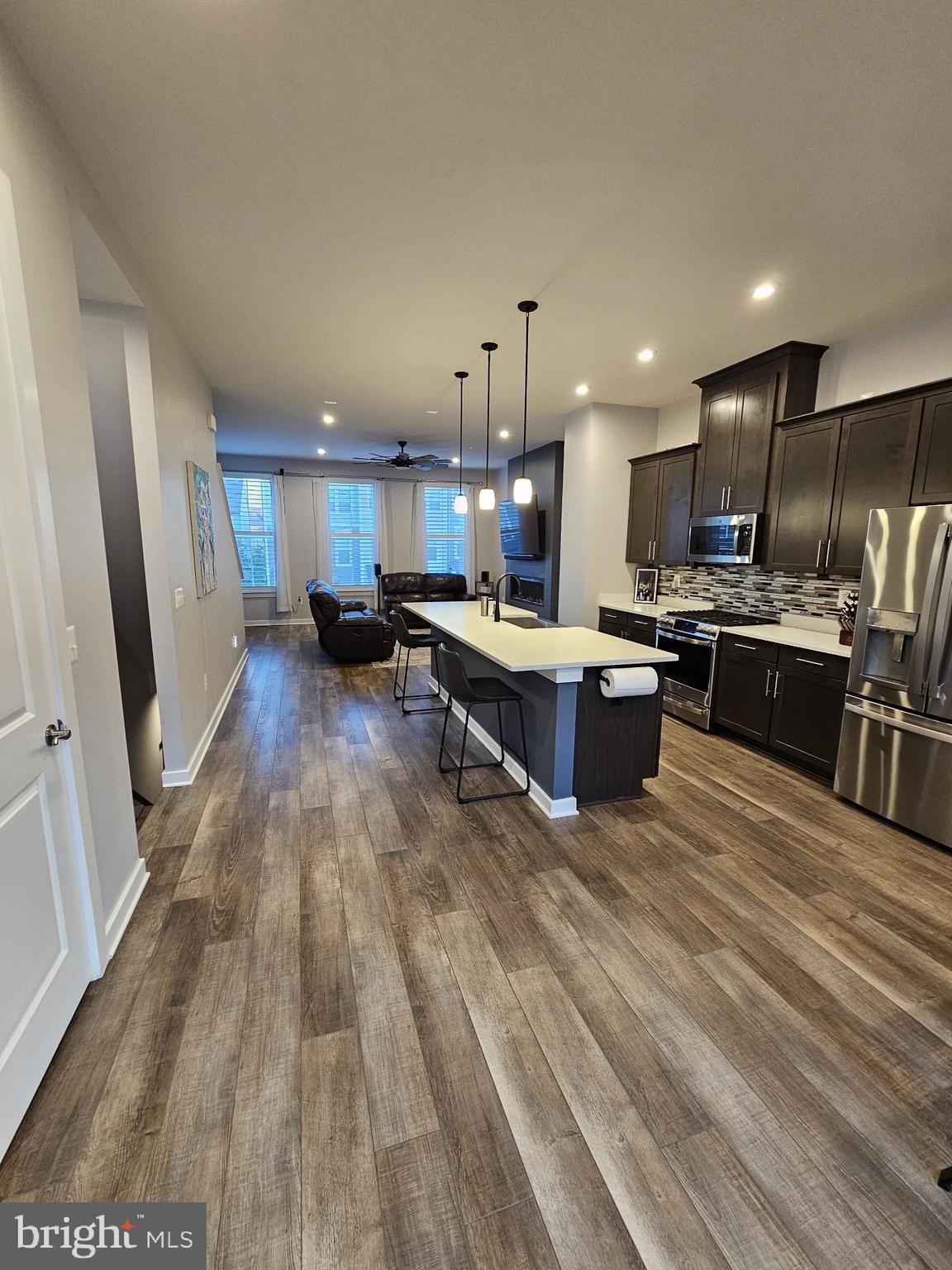 WOODS OVERLOOK AT POTOMAC SHORES - Residential Lease