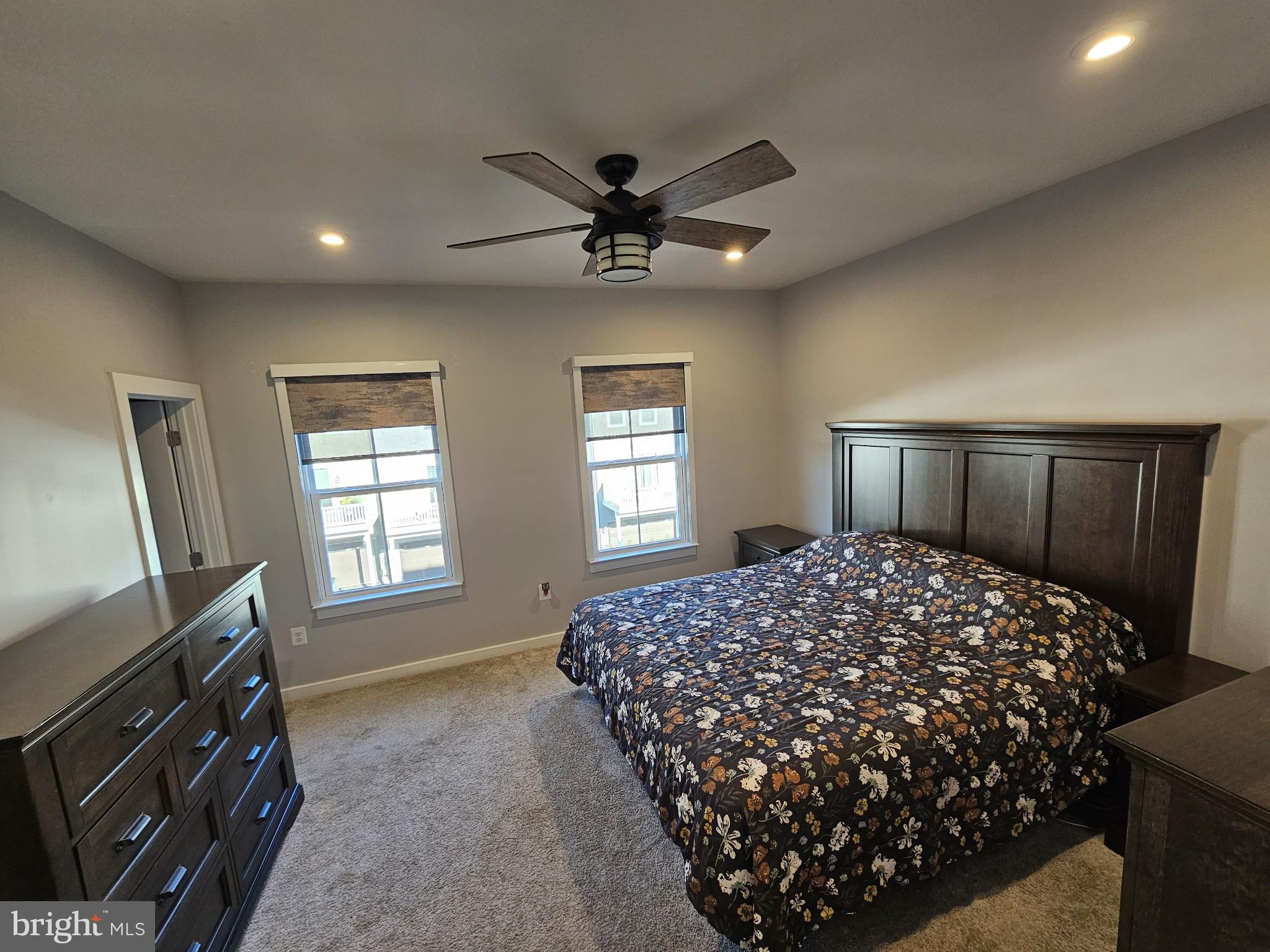 WOODS OVERLOOK AT POTOMAC SHORES - Residential Lease