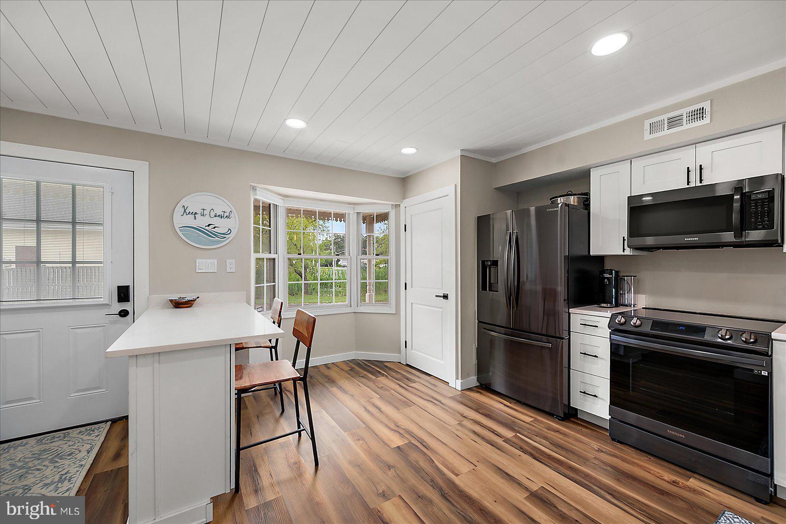 12626 SUNSET AVENUE 64I2