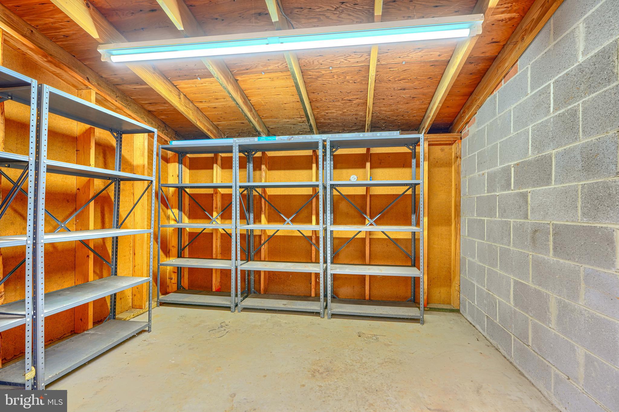 OAKHAMPTON - Residential