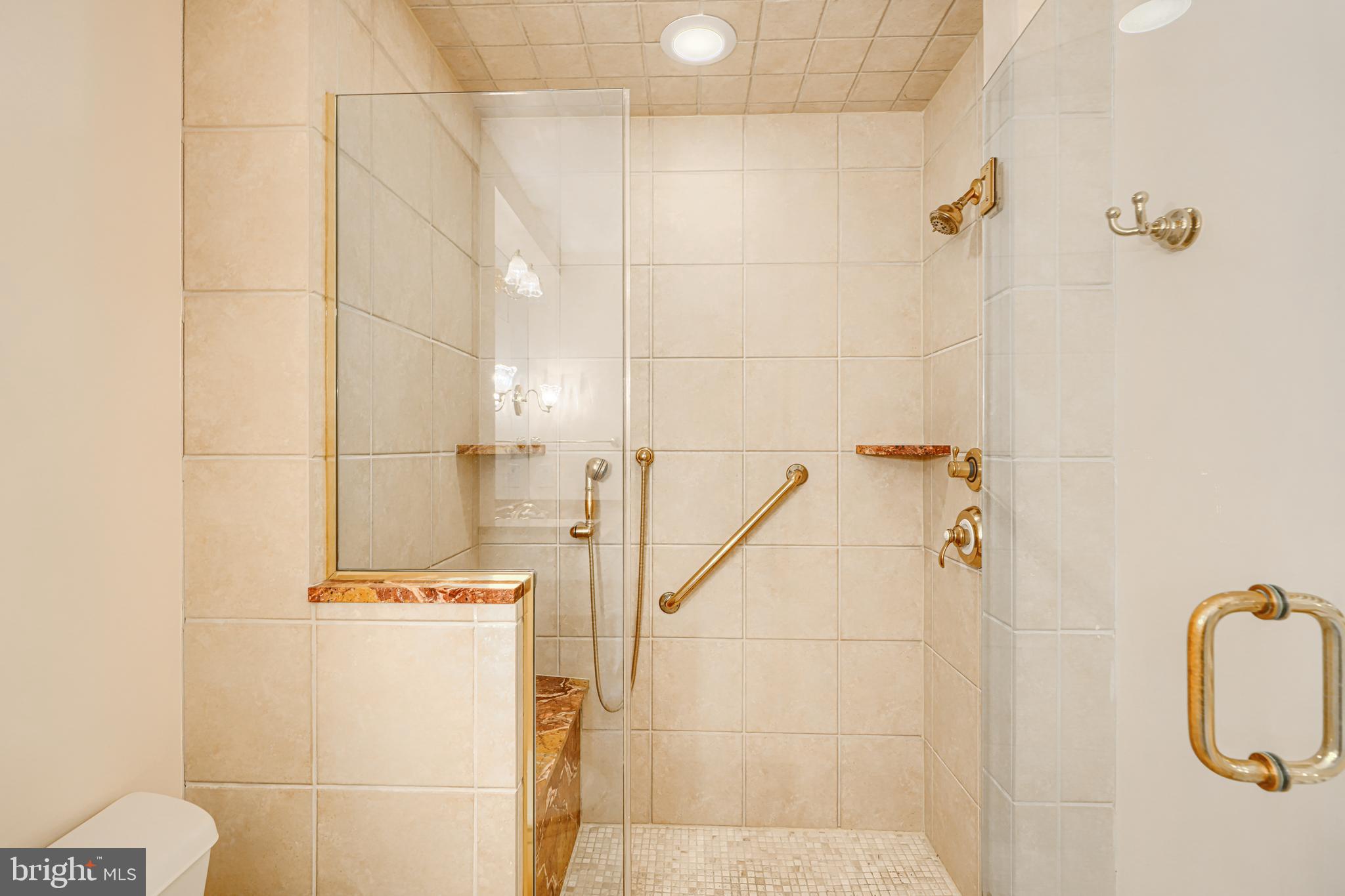 OAKHAMPTON - Residential