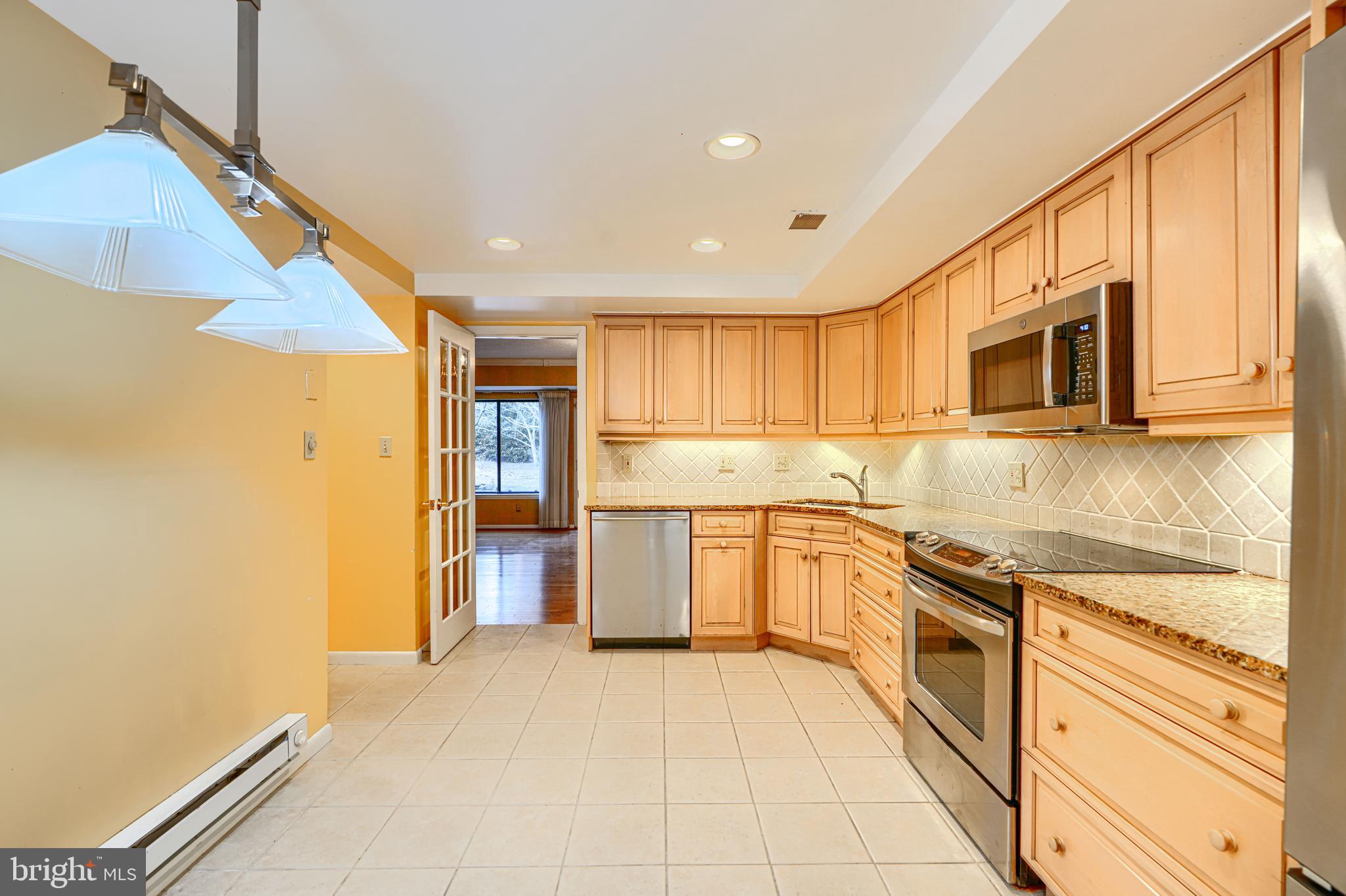 OAKHAMPTON - Residential