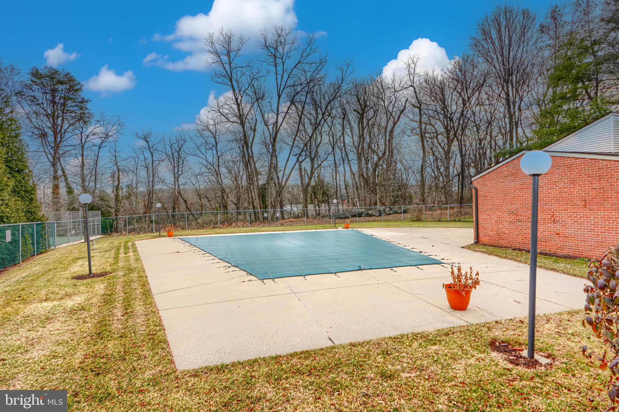 OAKHAMPTON - Residential