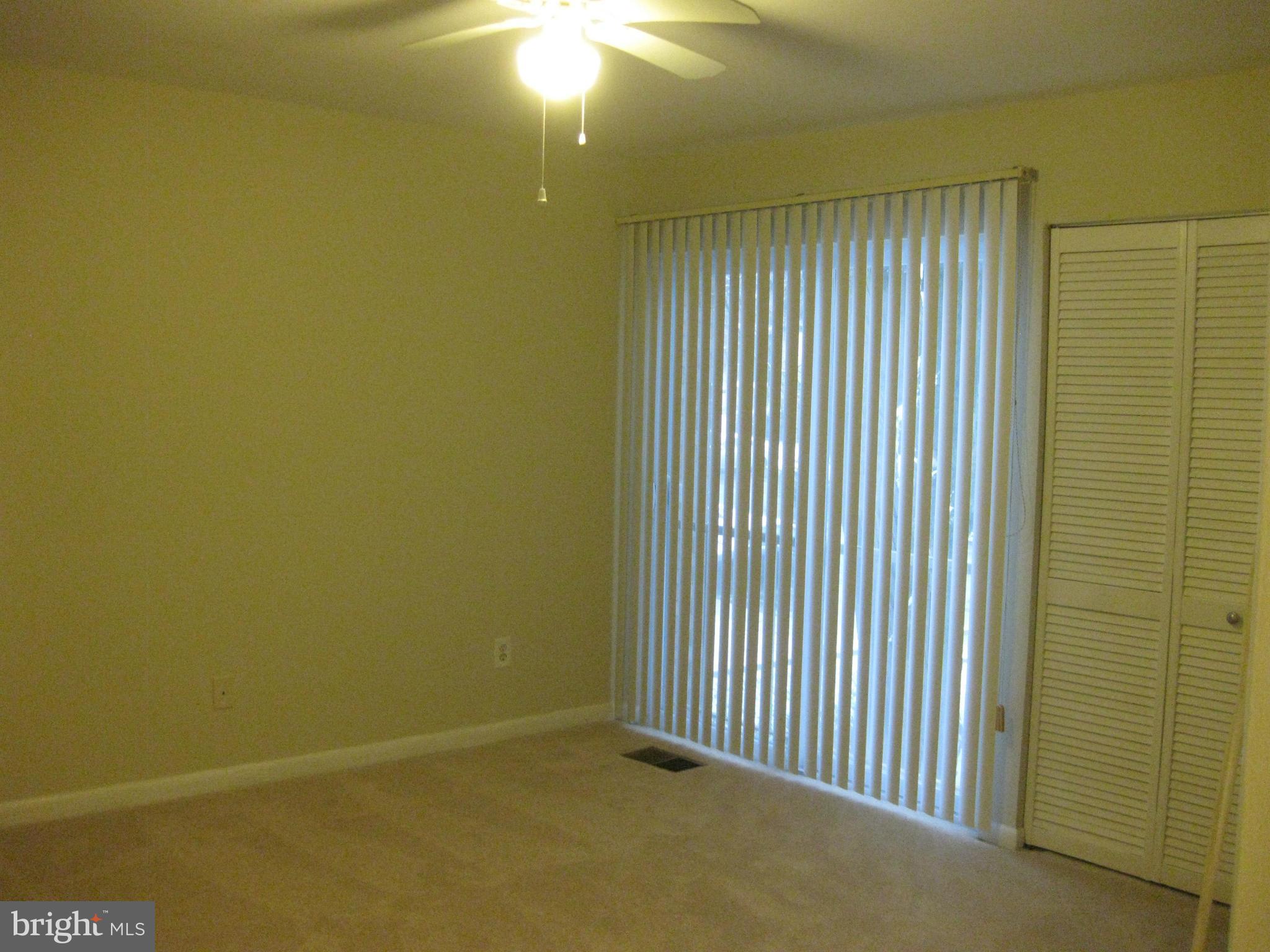 MONTCLAIR MANOR - Residential Lease