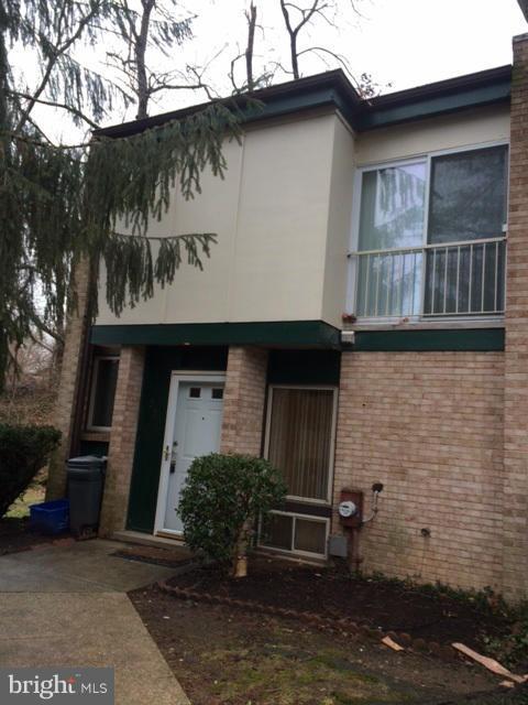 MONTCLAIR MANOR - Residential Lease