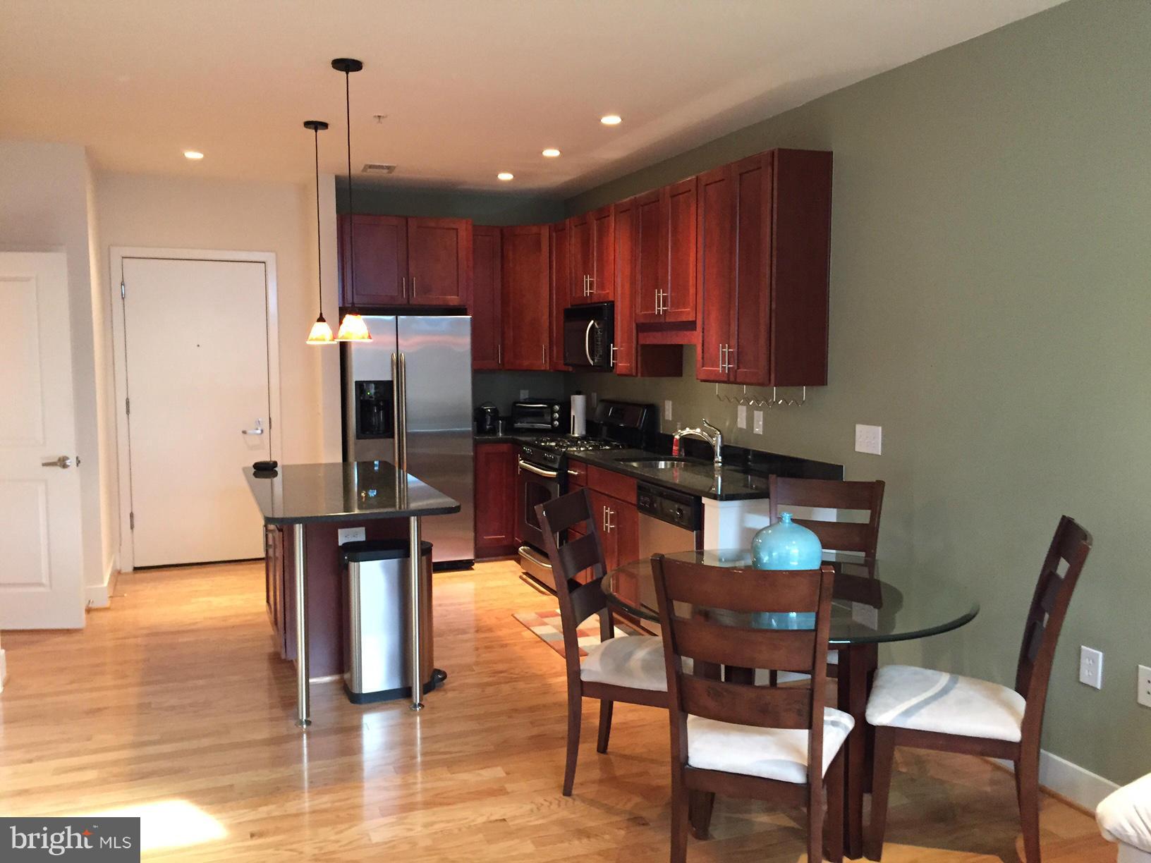 1800 WILSON - Residential Lease