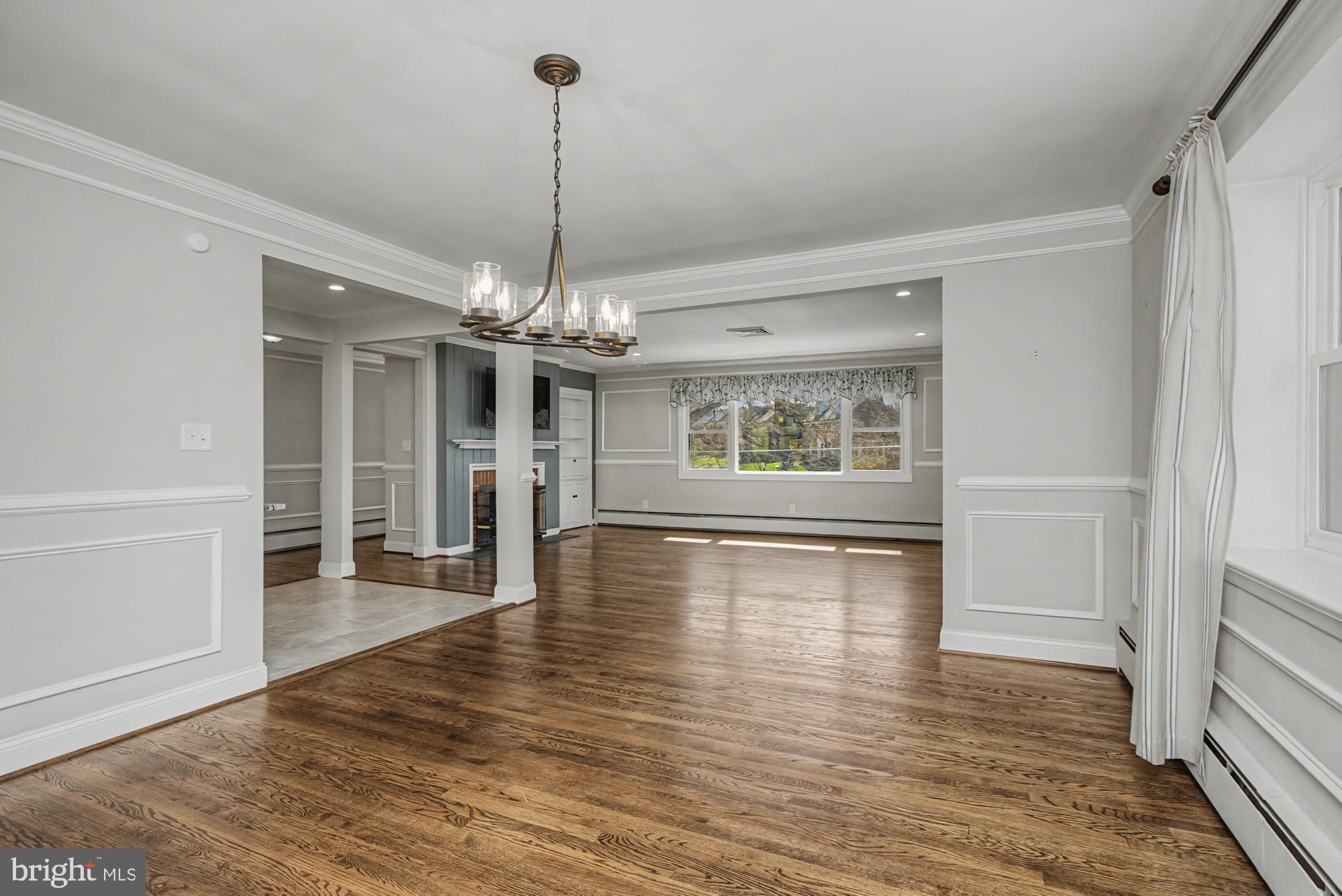 SOUTHLAND HILLS - Residential