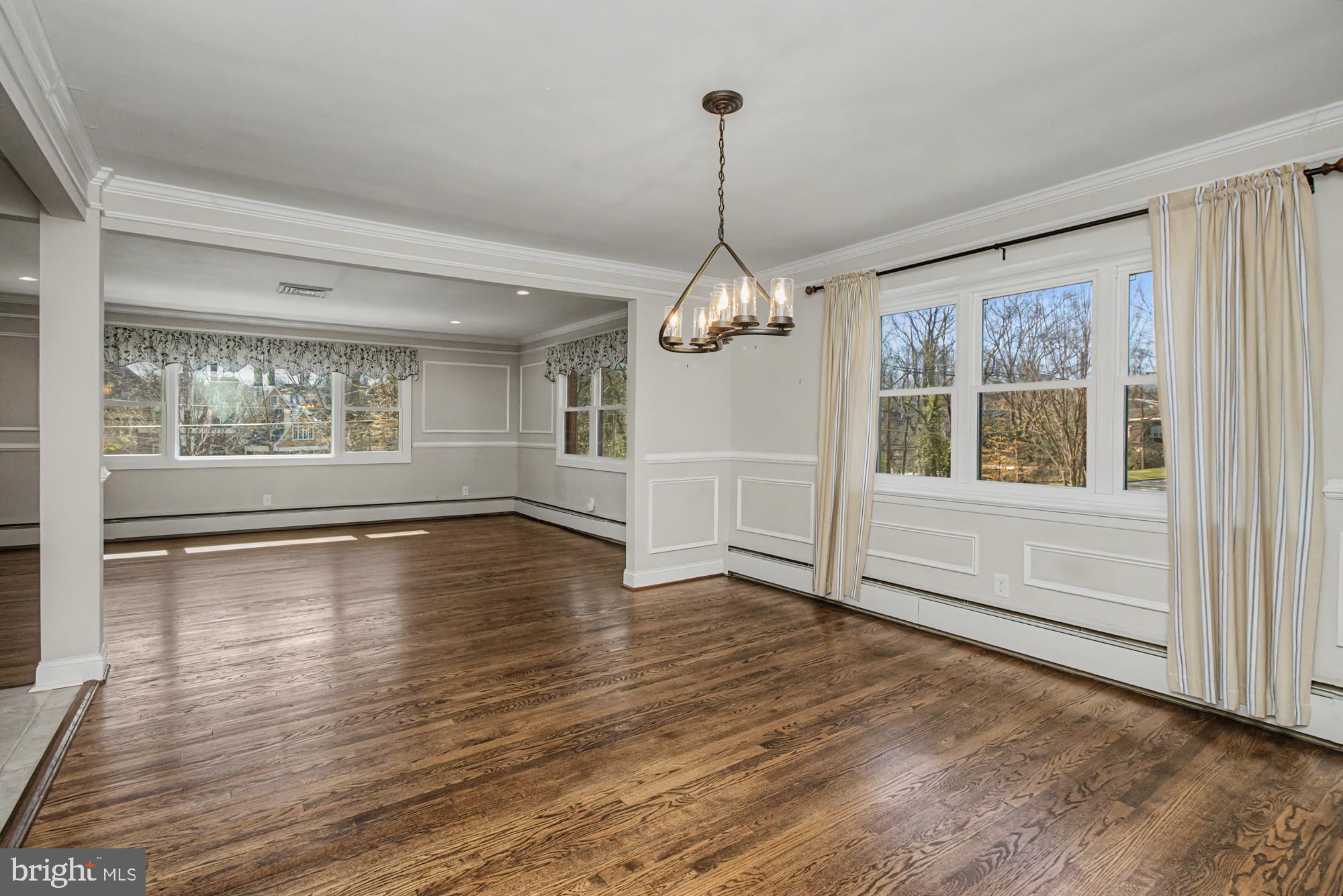 SOUTHLAND HILLS - Residential