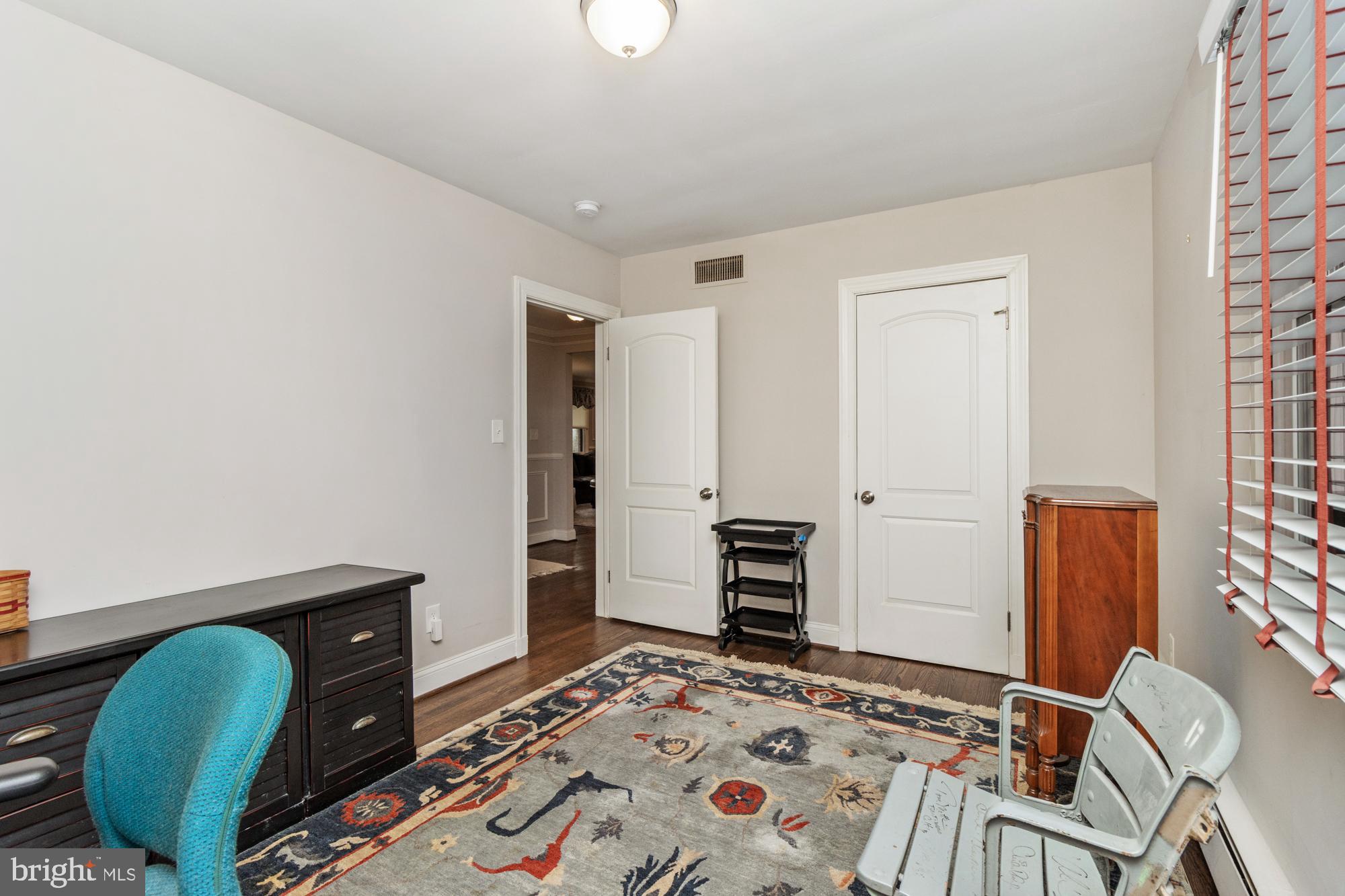 SOUTHLAND HILLS - Residential