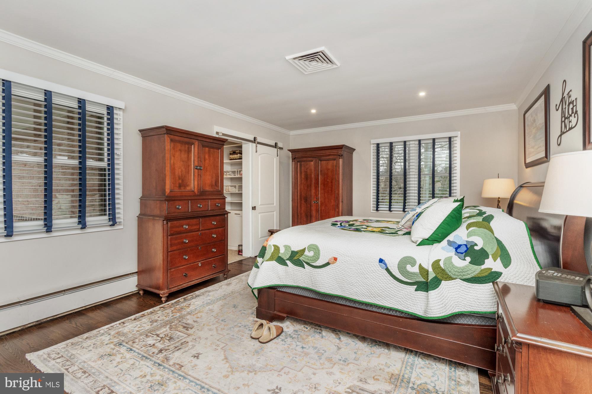 SOUTHLAND HILLS - Residential