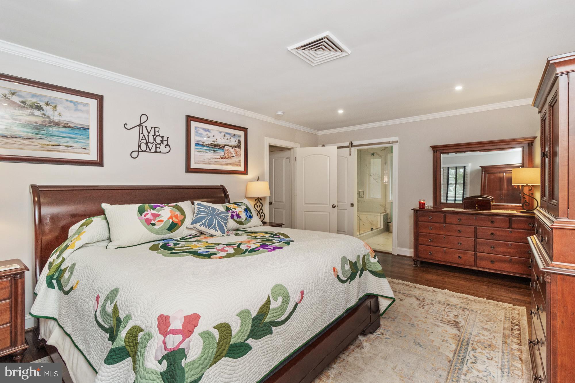 SOUTHLAND HILLS - Residential