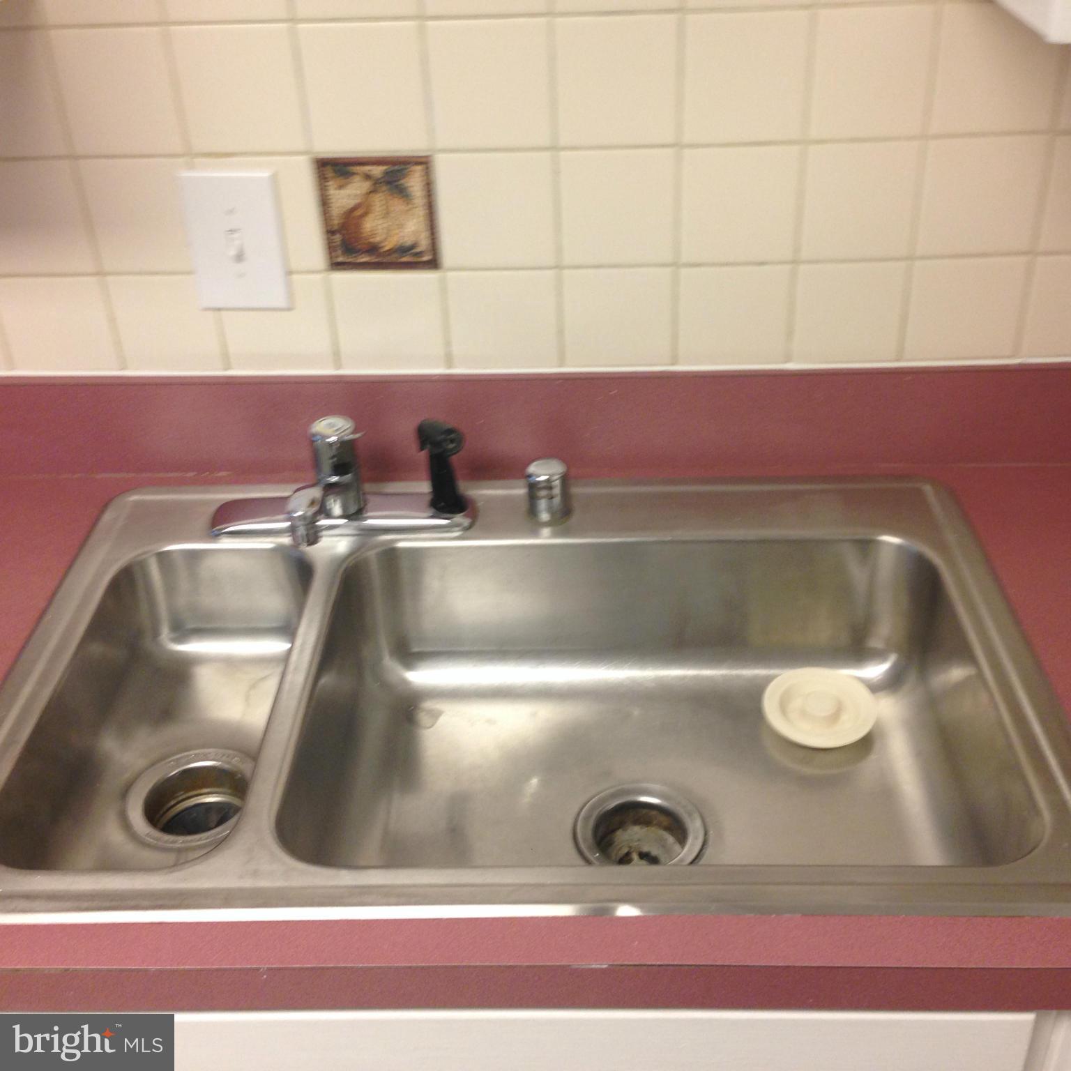 WOODSTREAM EAST PLAT ONE - Residential Lease