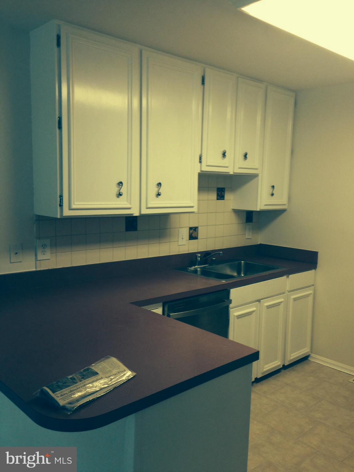 WOODSTREAM EAST PLAT ONE - Residential Lease