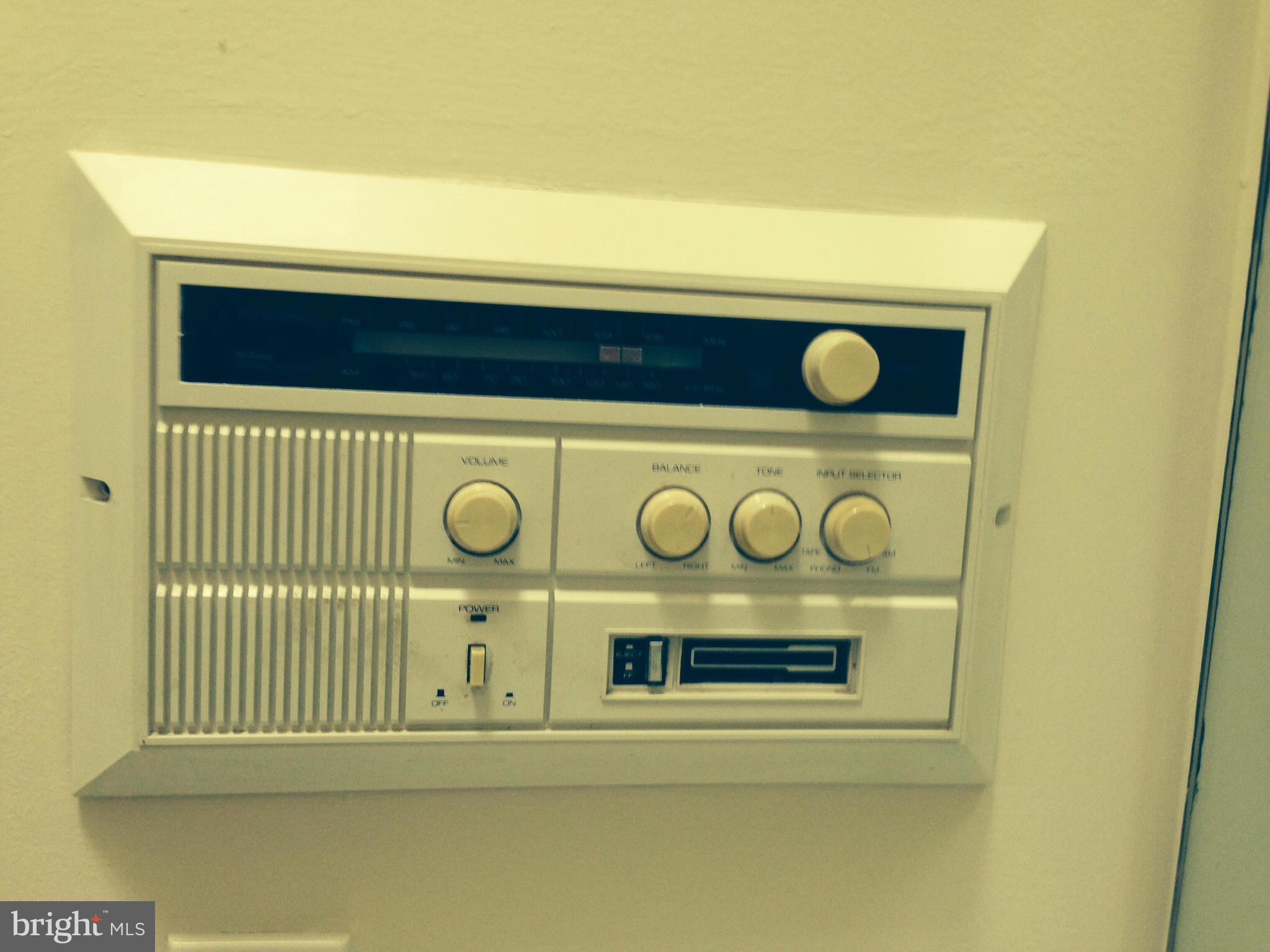 WOODSTREAM EAST PLAT ONE - Residential Lease