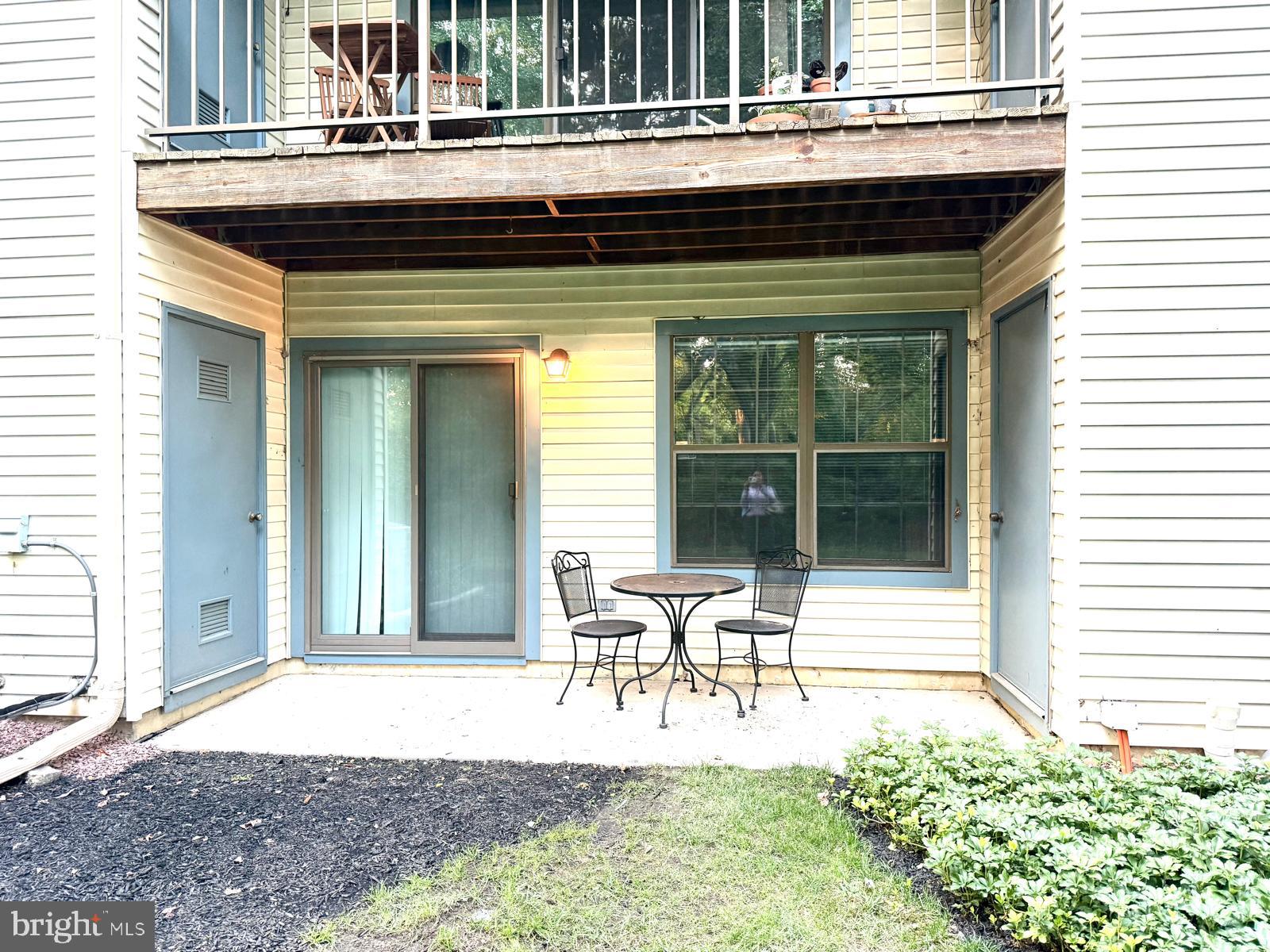 FOXMOOR - Residential Lease