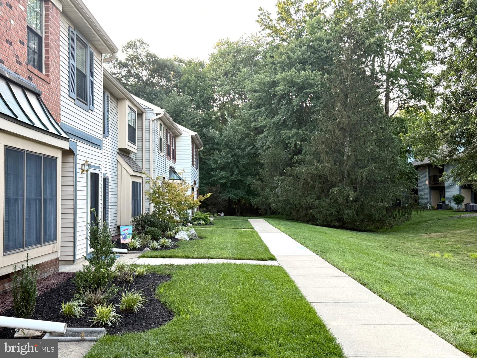 FOXMOOR - Residential Lease