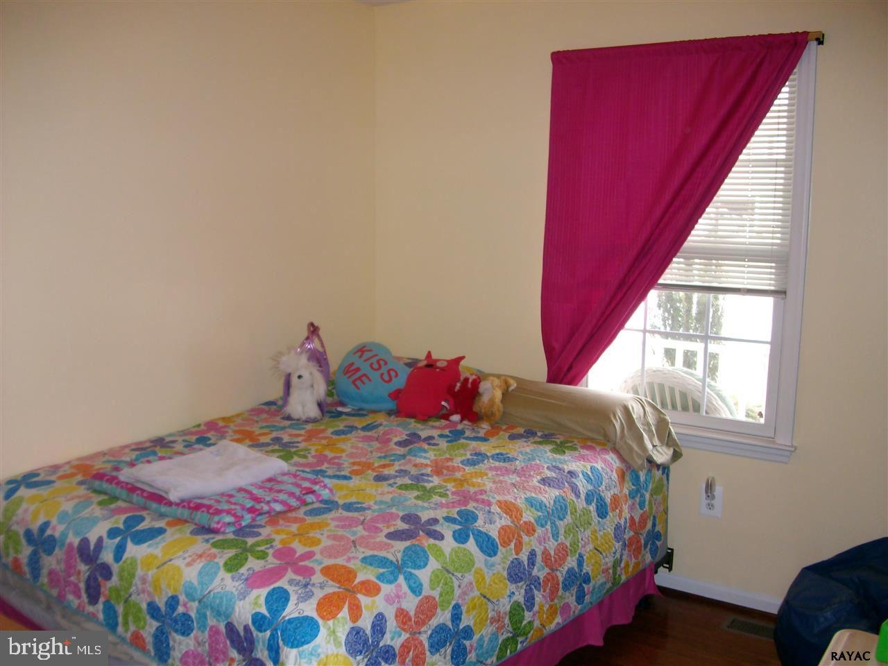 KIMBERLY ACRES - Residential