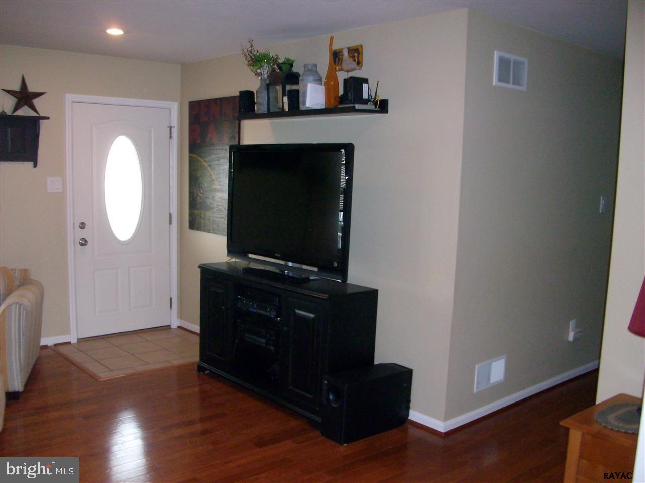 KIMBERLY ACRES - Residential