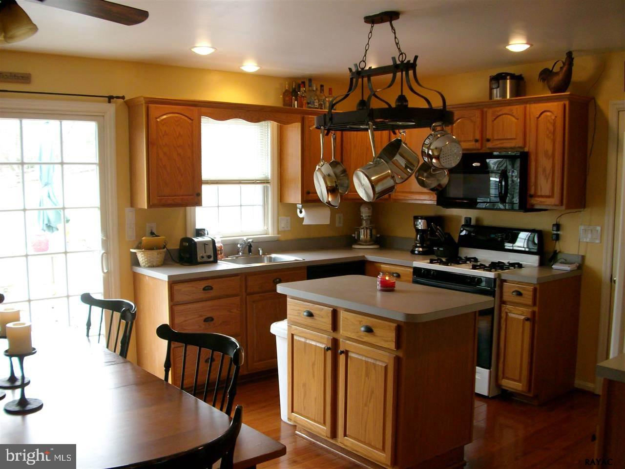 KIMBERLY ACRES - Residential