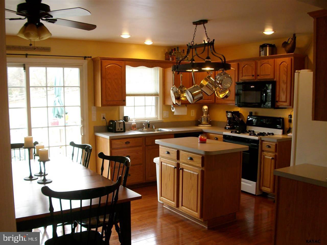 KIMBERLY ACRES - Residential