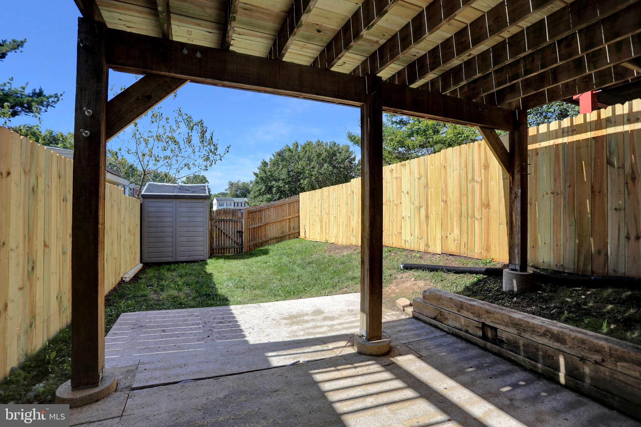 HARFORD SQUARE - Residential