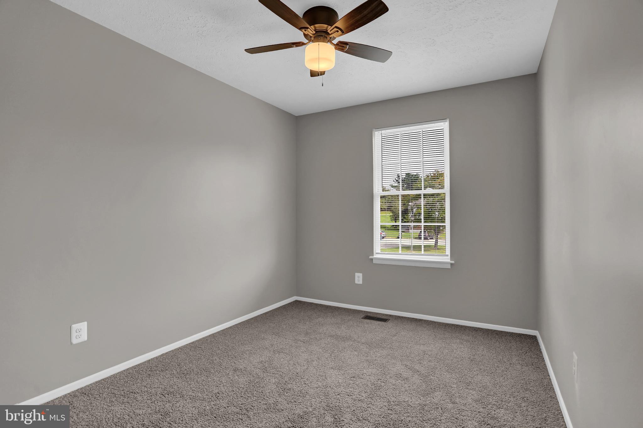 HARFORD SQUARE - Residential