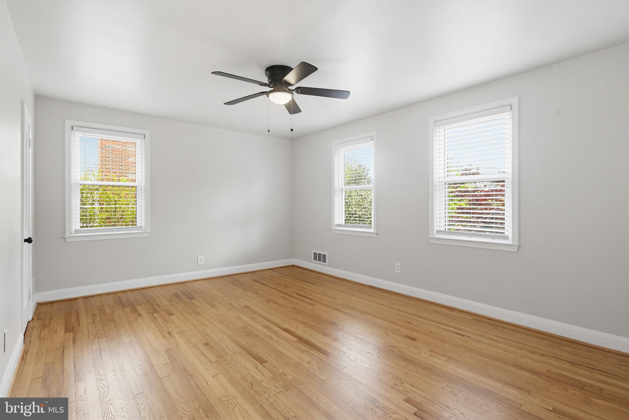 LOCH RAVEN MANOR - Residential