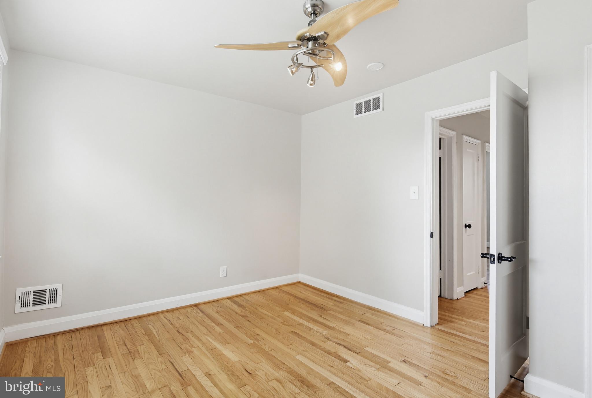 LOCH RAVEN MANOR - Residential