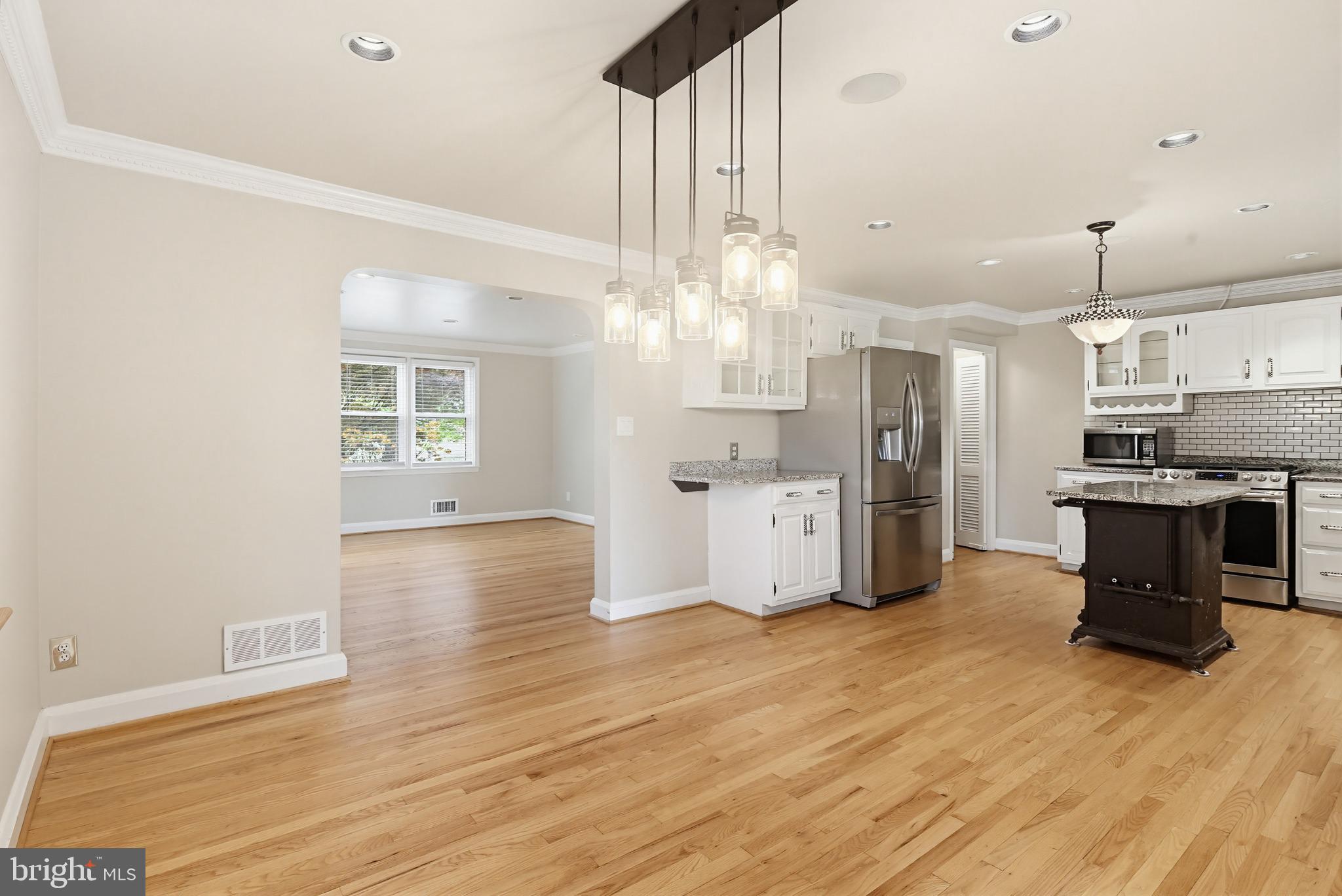 LOCH RAVEN MANOR - Residential