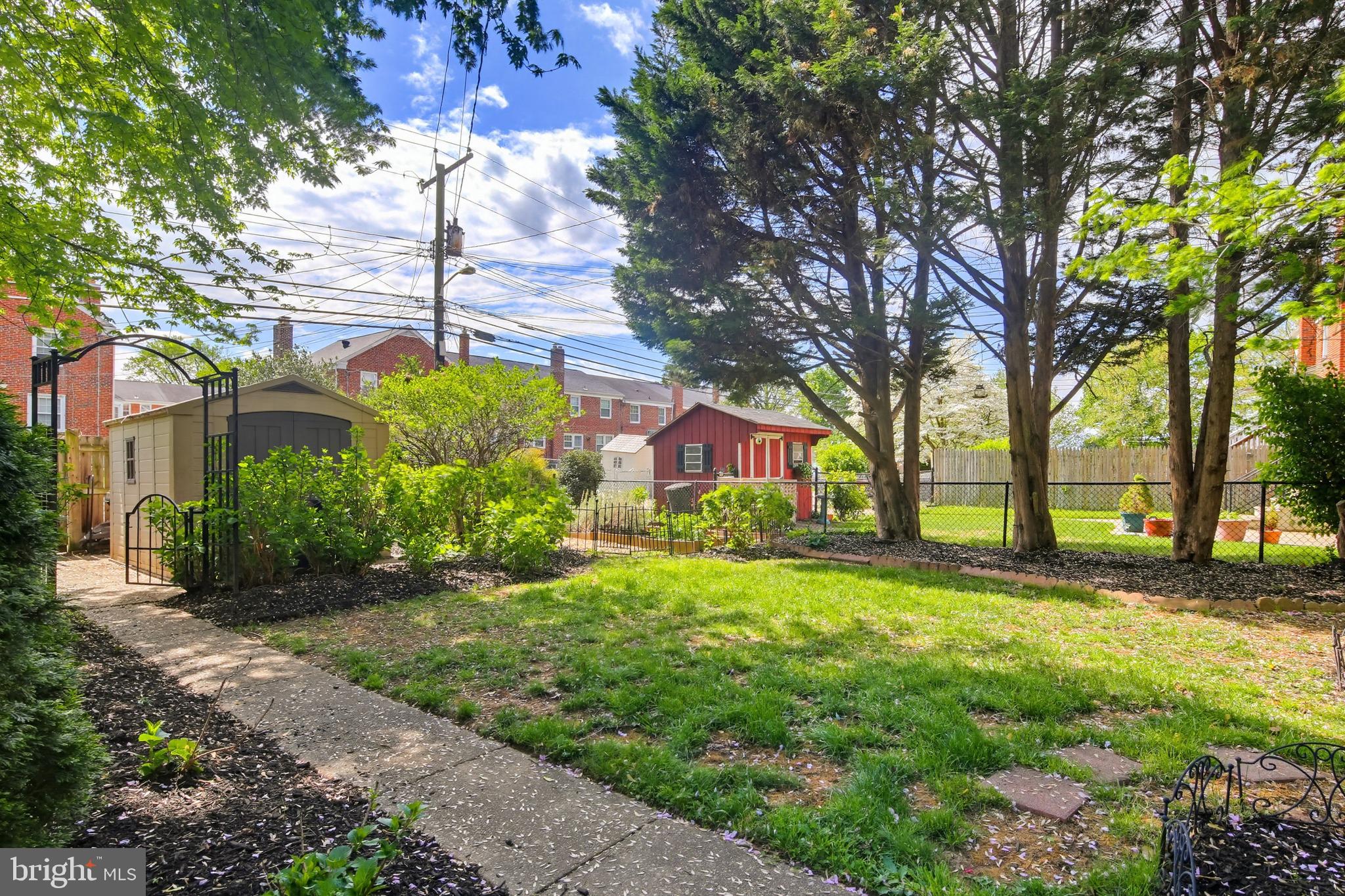 LOCH RAVEN MANOR - Residential