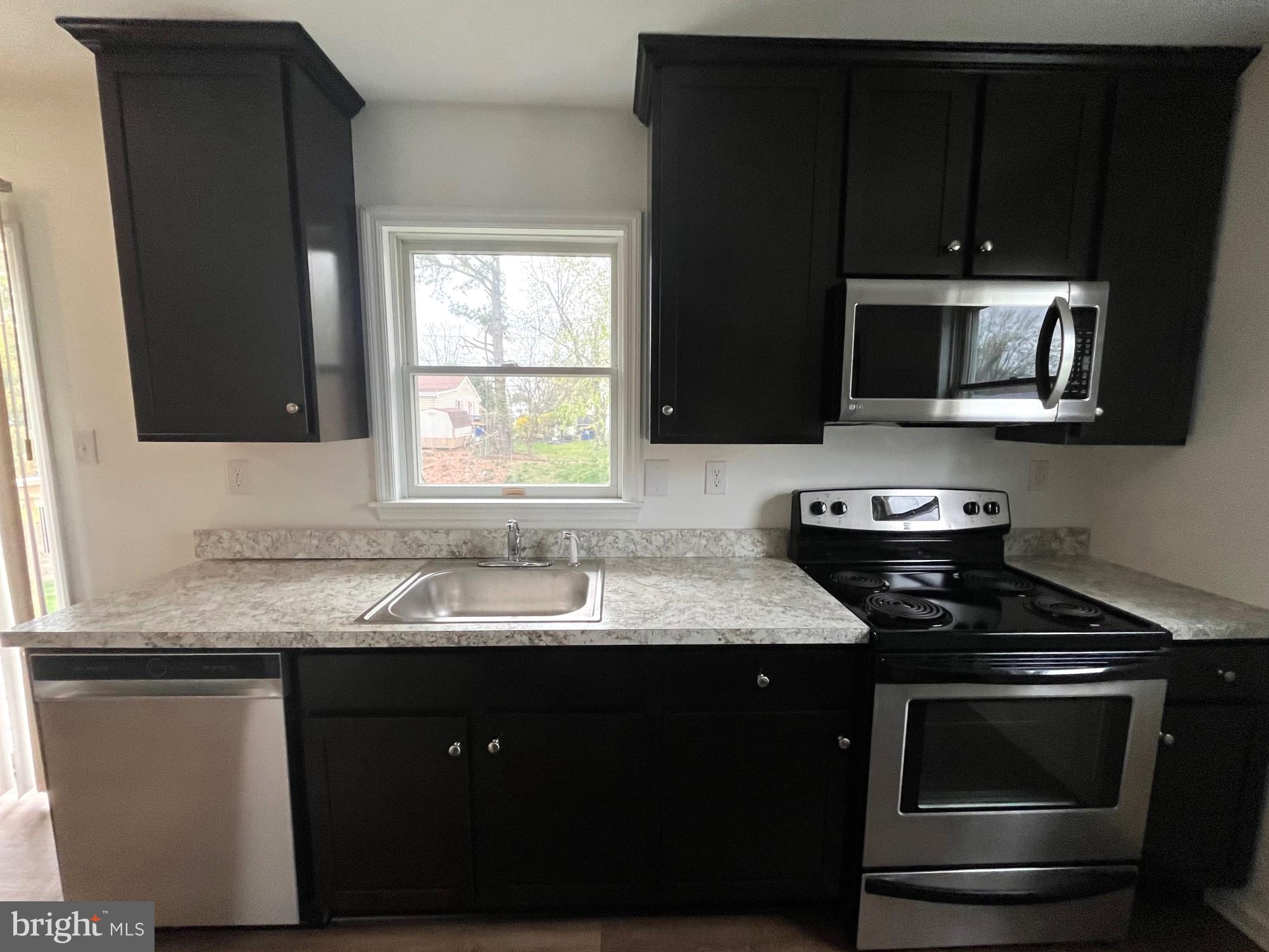 GREEN MDWS - Residential