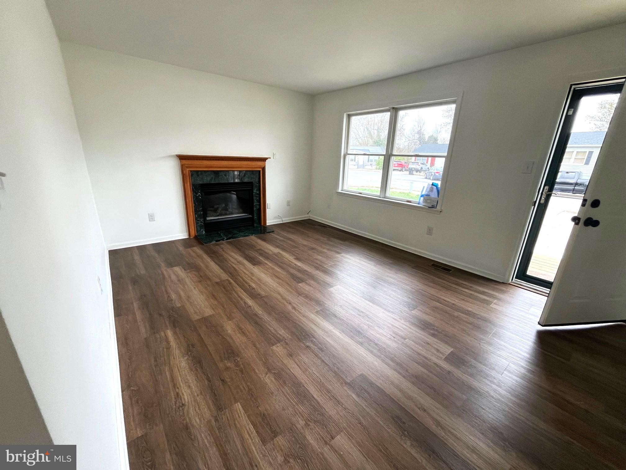 GREEN MDWS - Residential