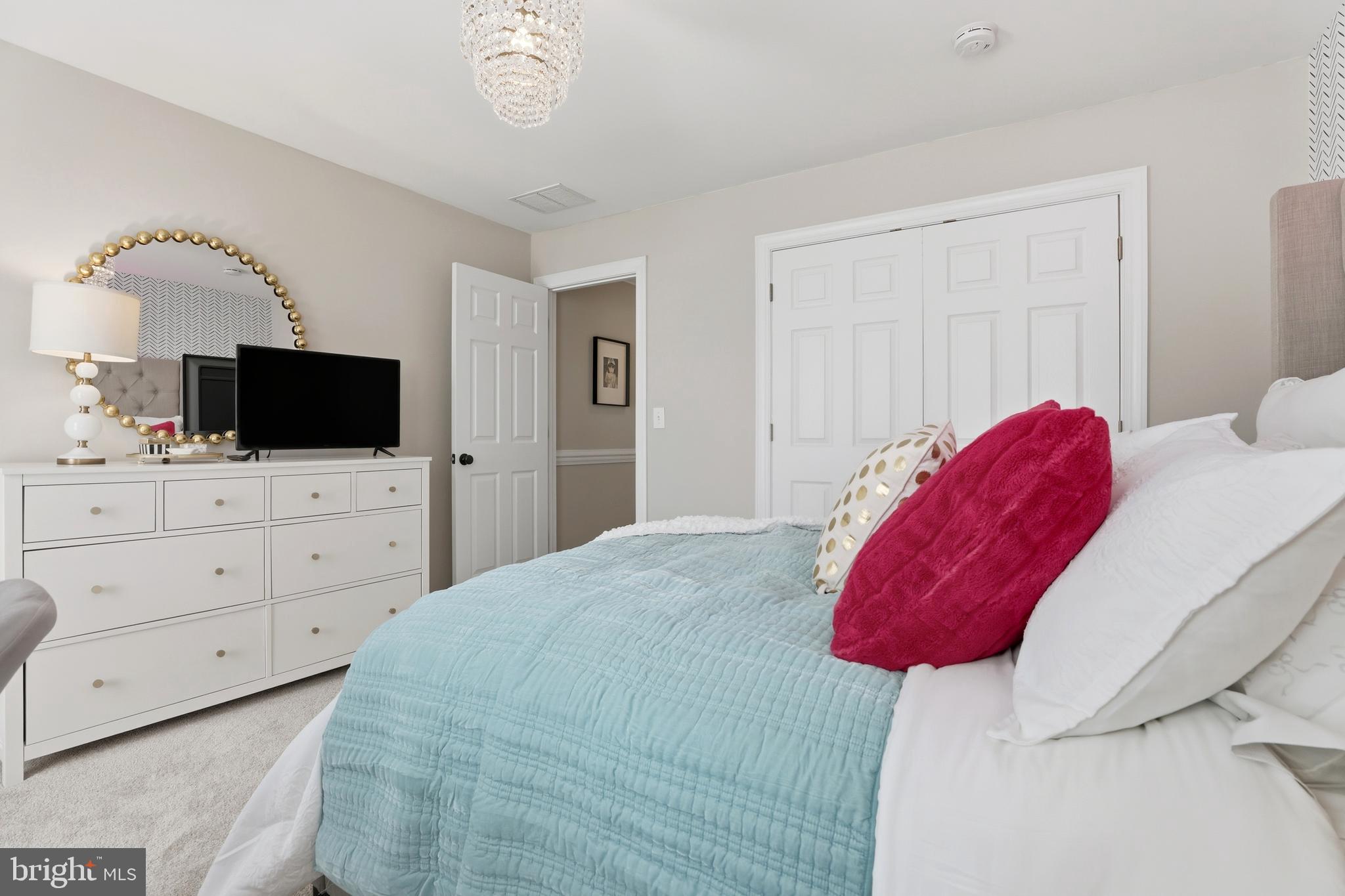 ST MARGARETS LANDING - Residential