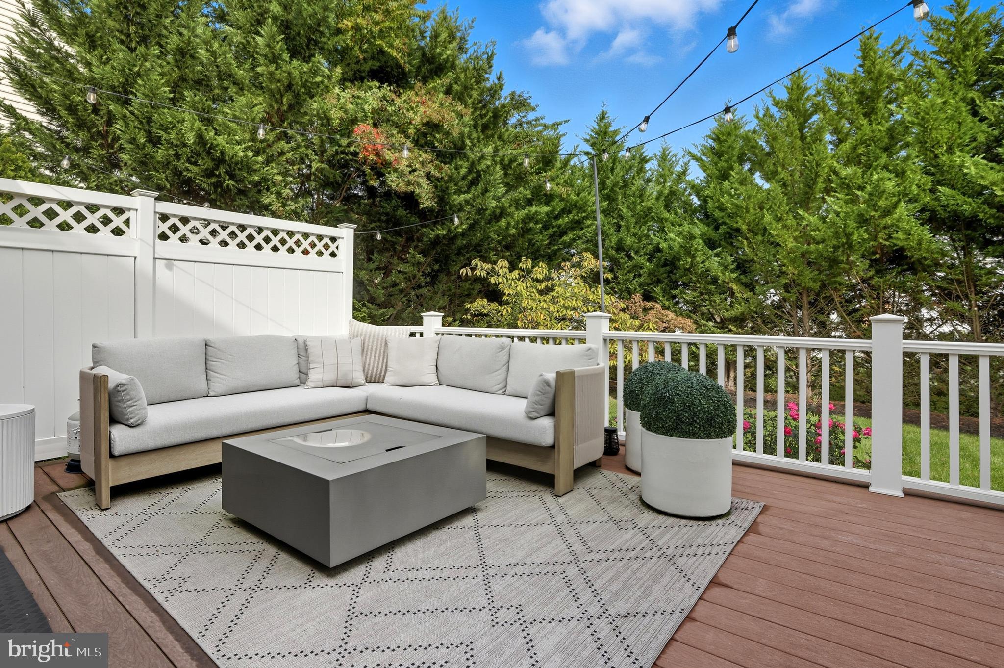 ST MARGARETS LANDING - Residential